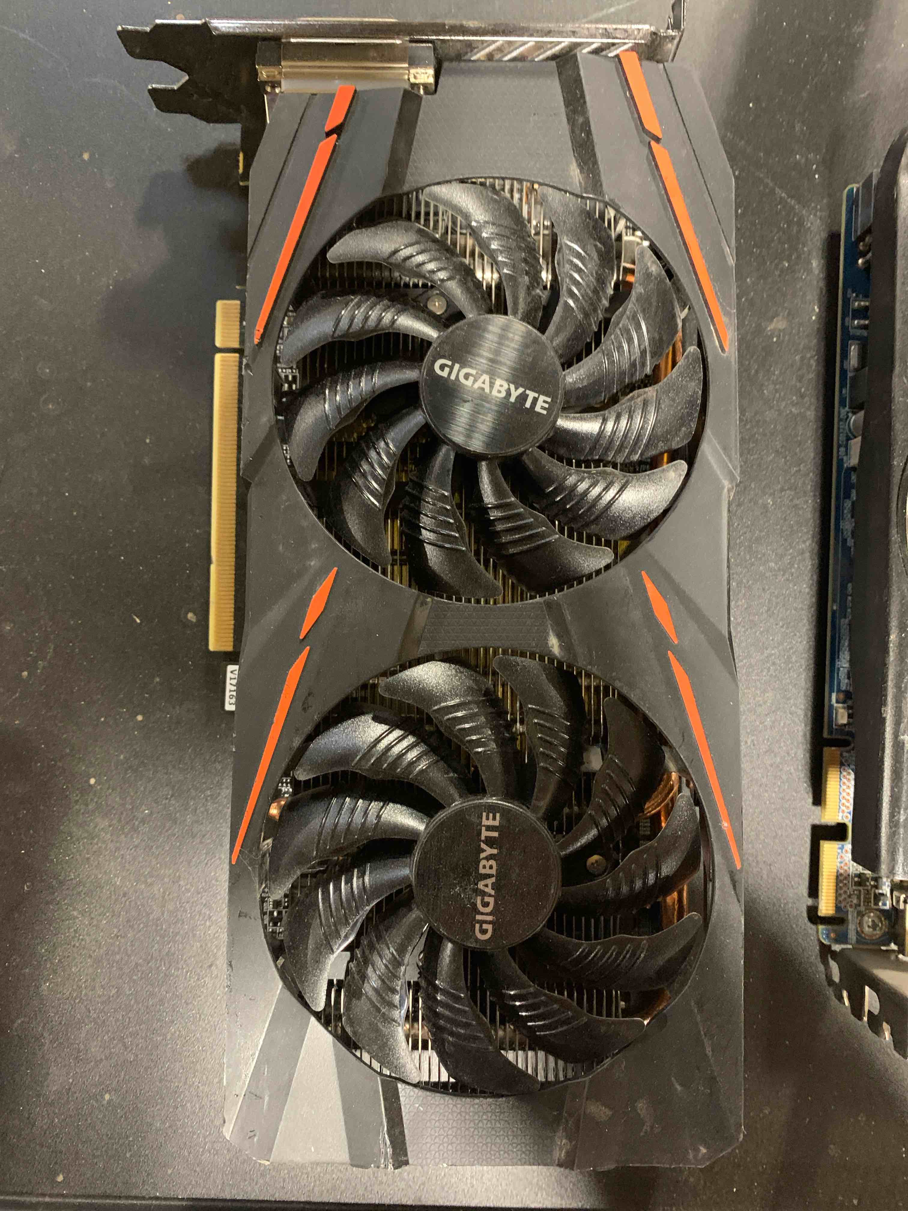Condition photo showing Good Condition for 3-video cards  