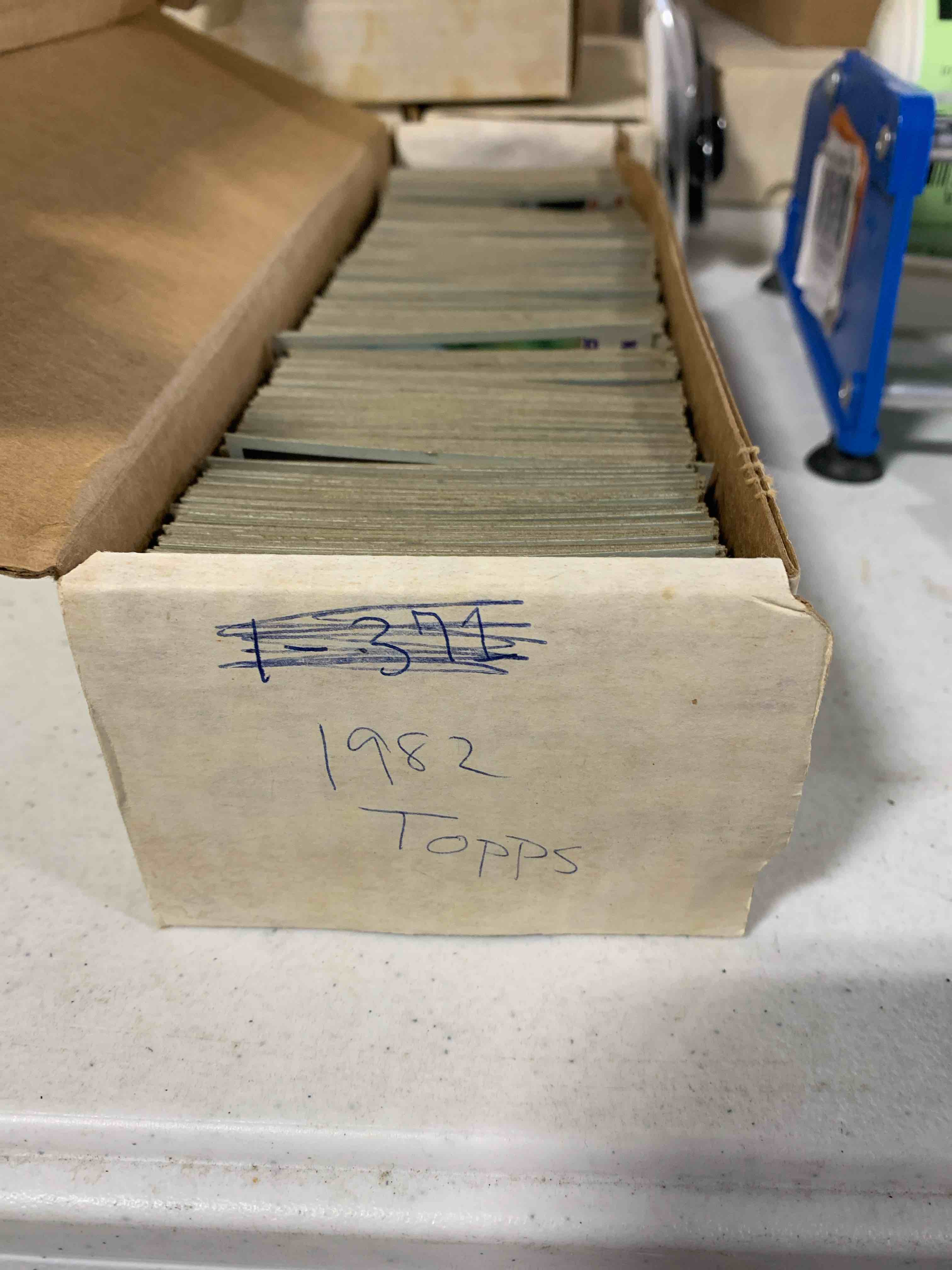 Condition photo showing As Is for 1982 Topps Baseball Set