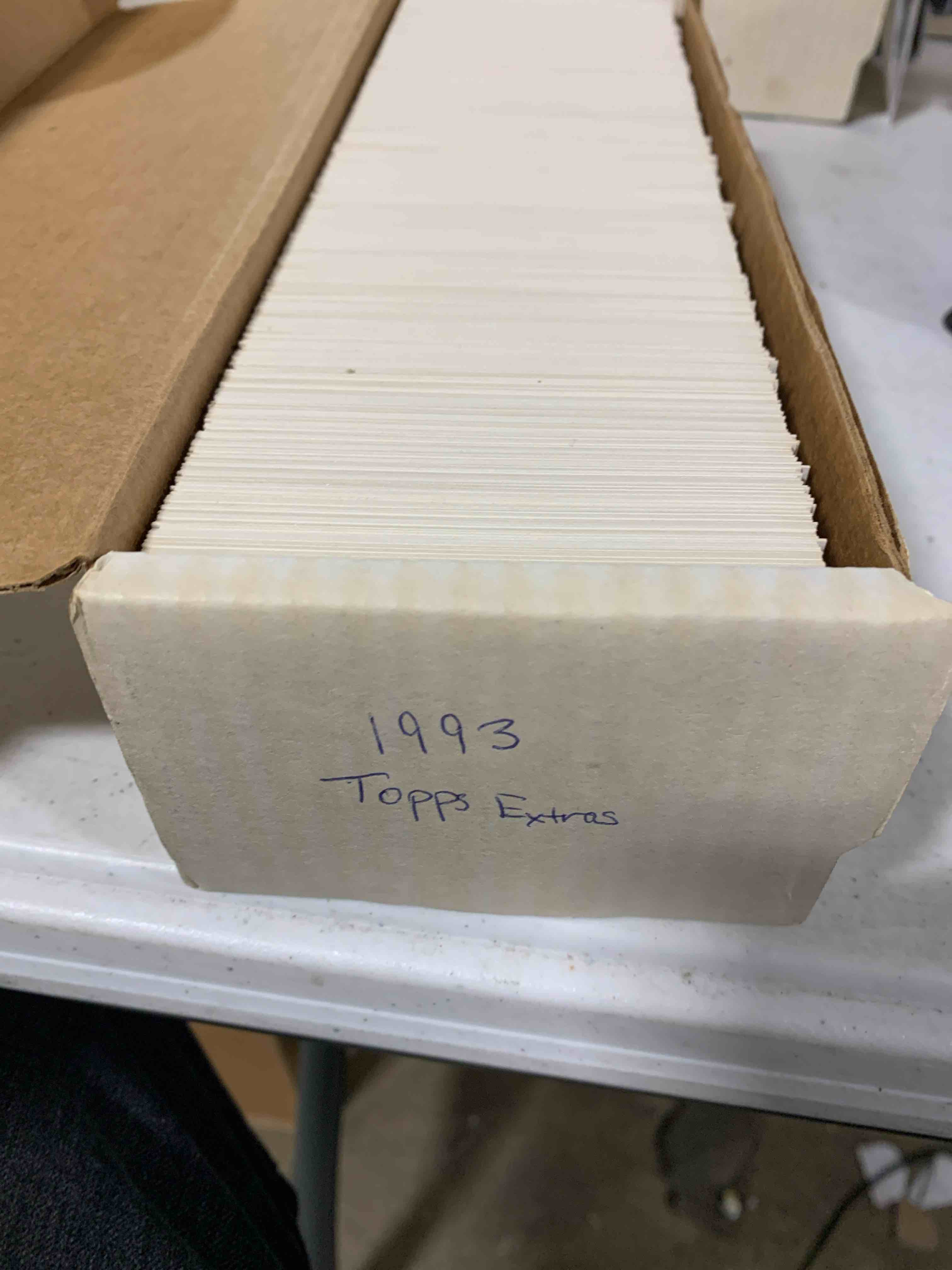 Condition photo showing Good Condition for 1993 Topps Baseball Card Set 
