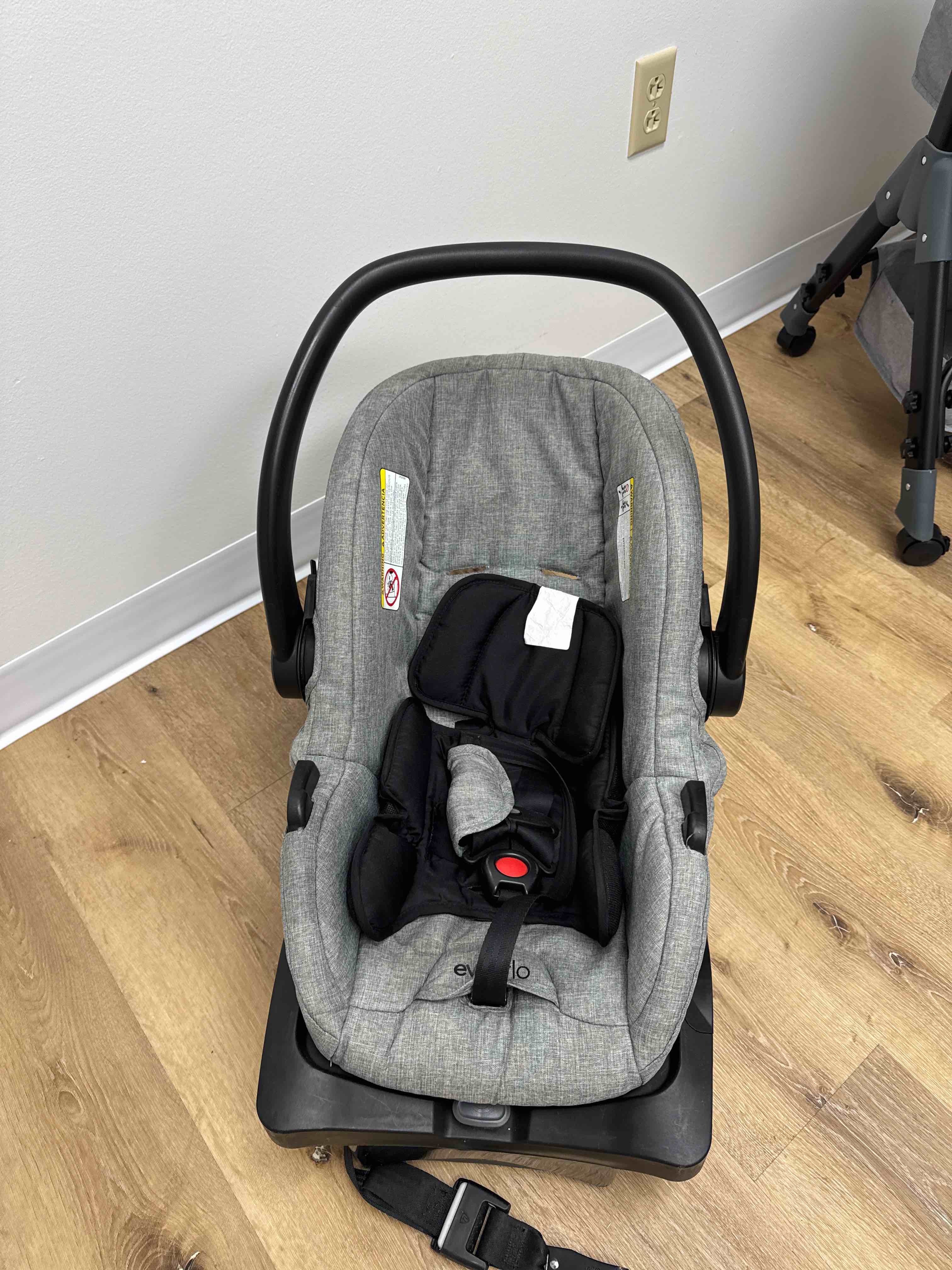 EvenFlo Care Seat - Light usage 