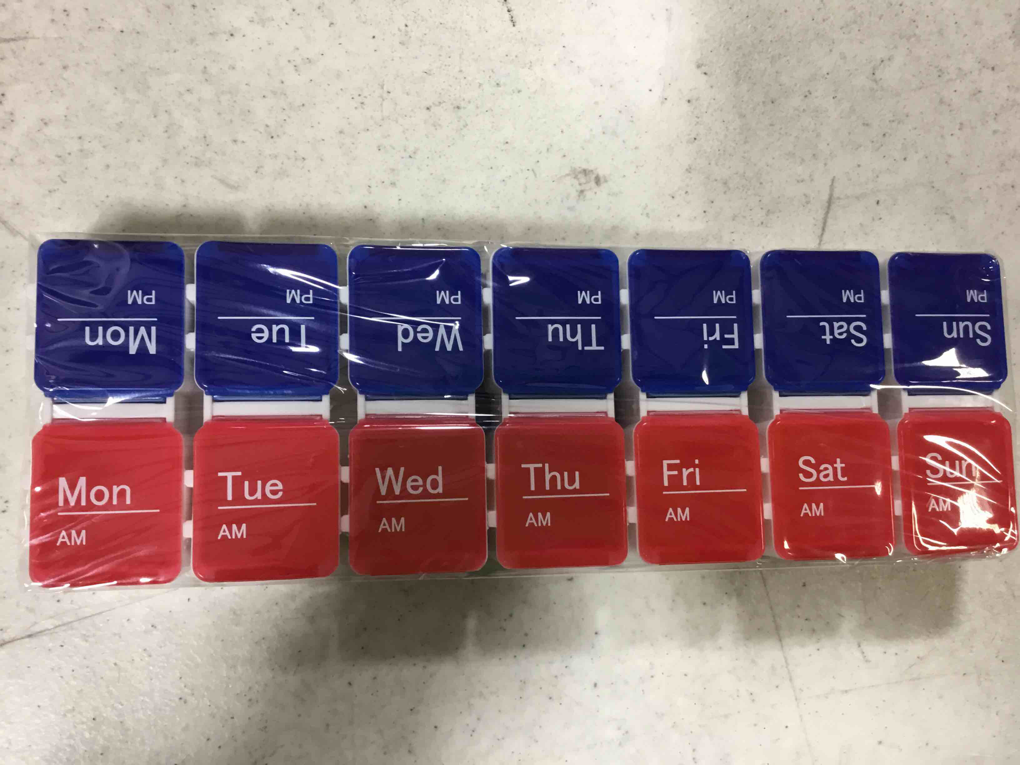 Pill organizer