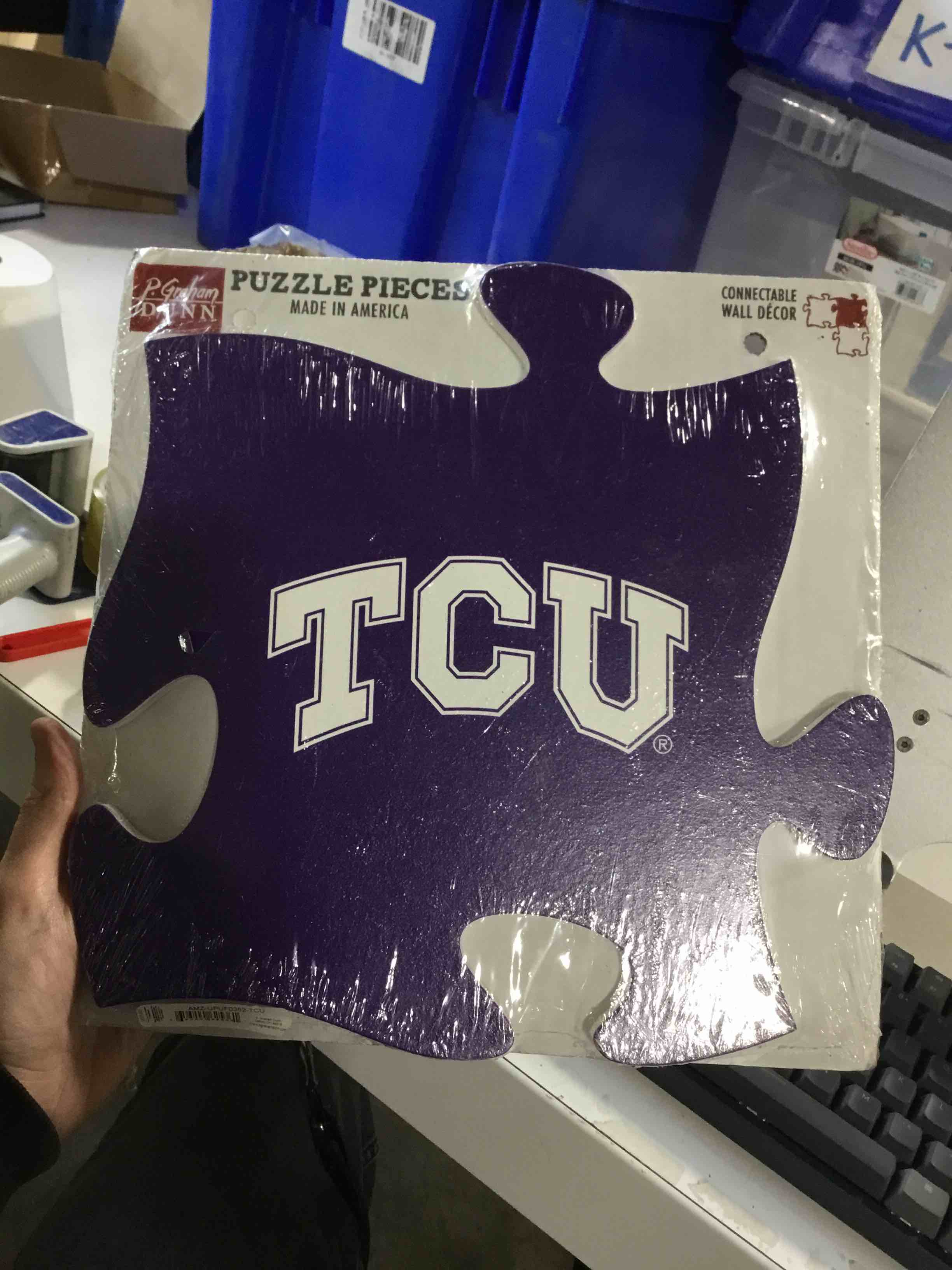 TCU PUZZLE PIECE WALL DECOR