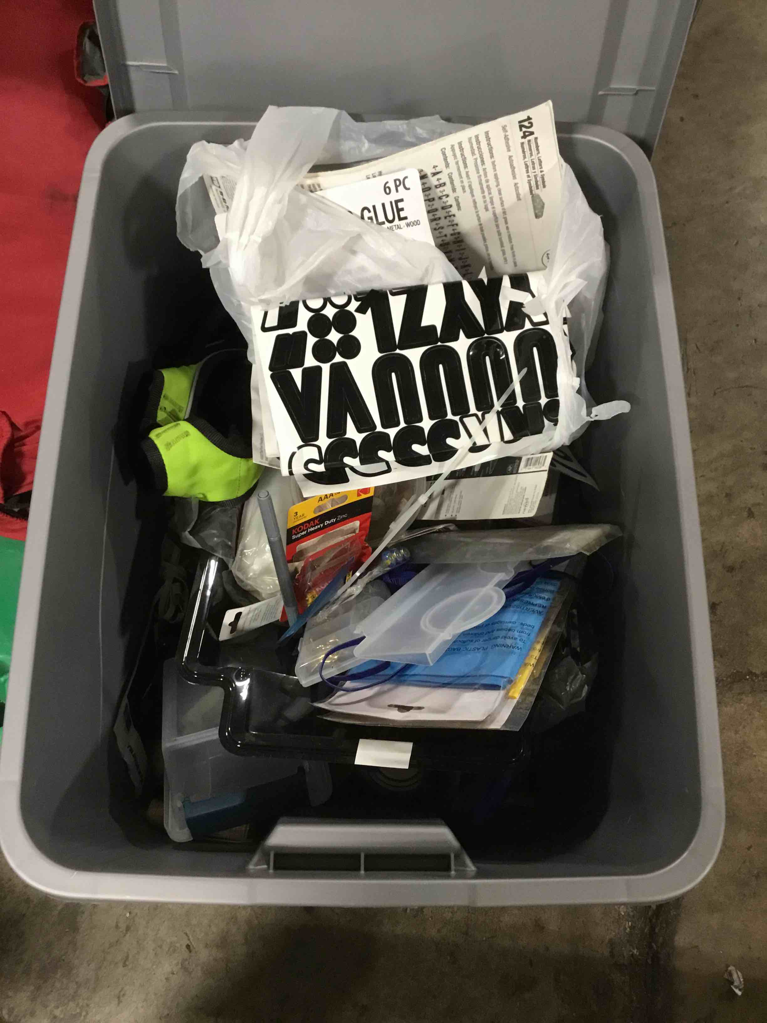 Tote of assorted items