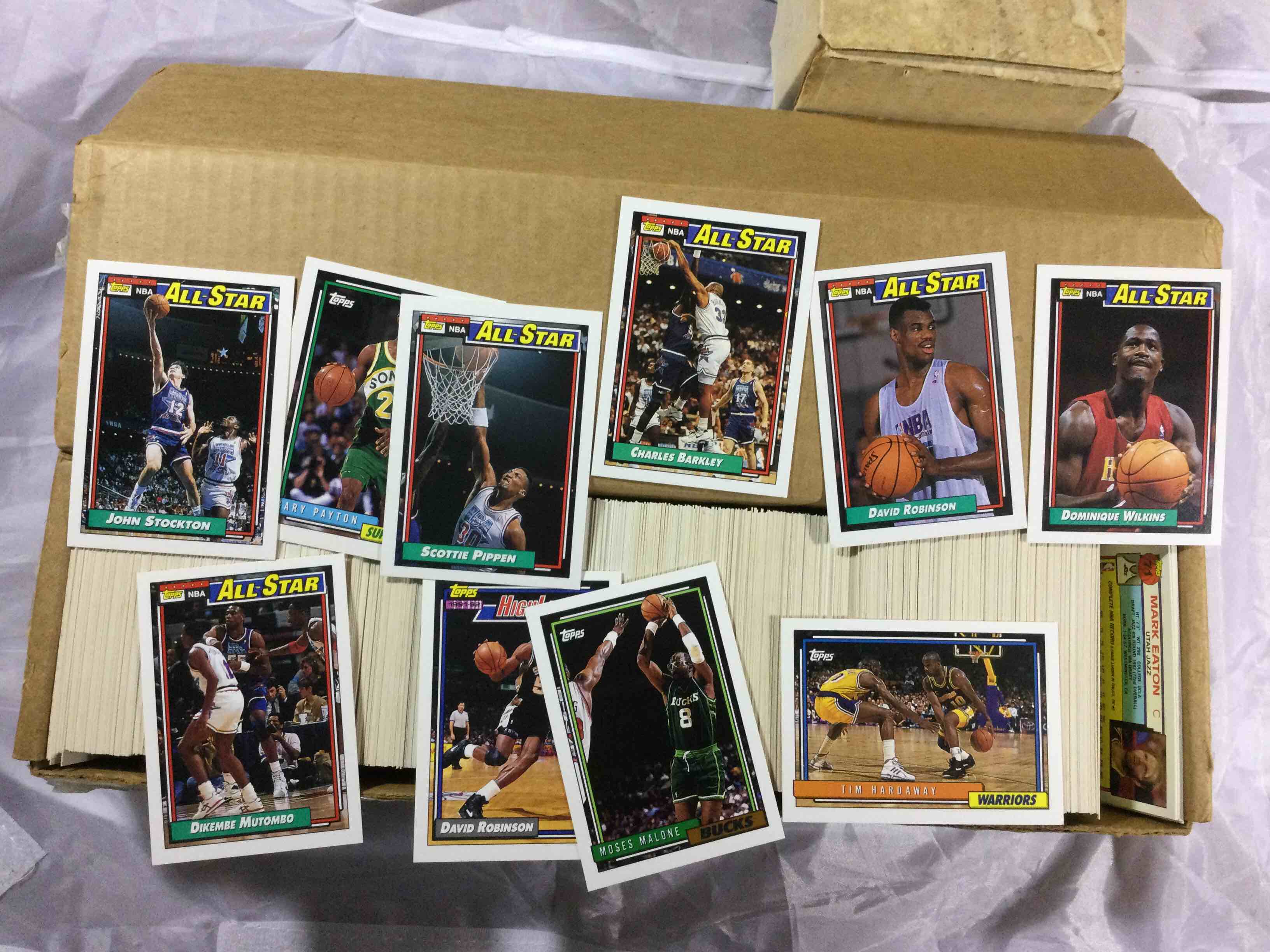 Box of 1992-93 Topps Series I Basketball Cards