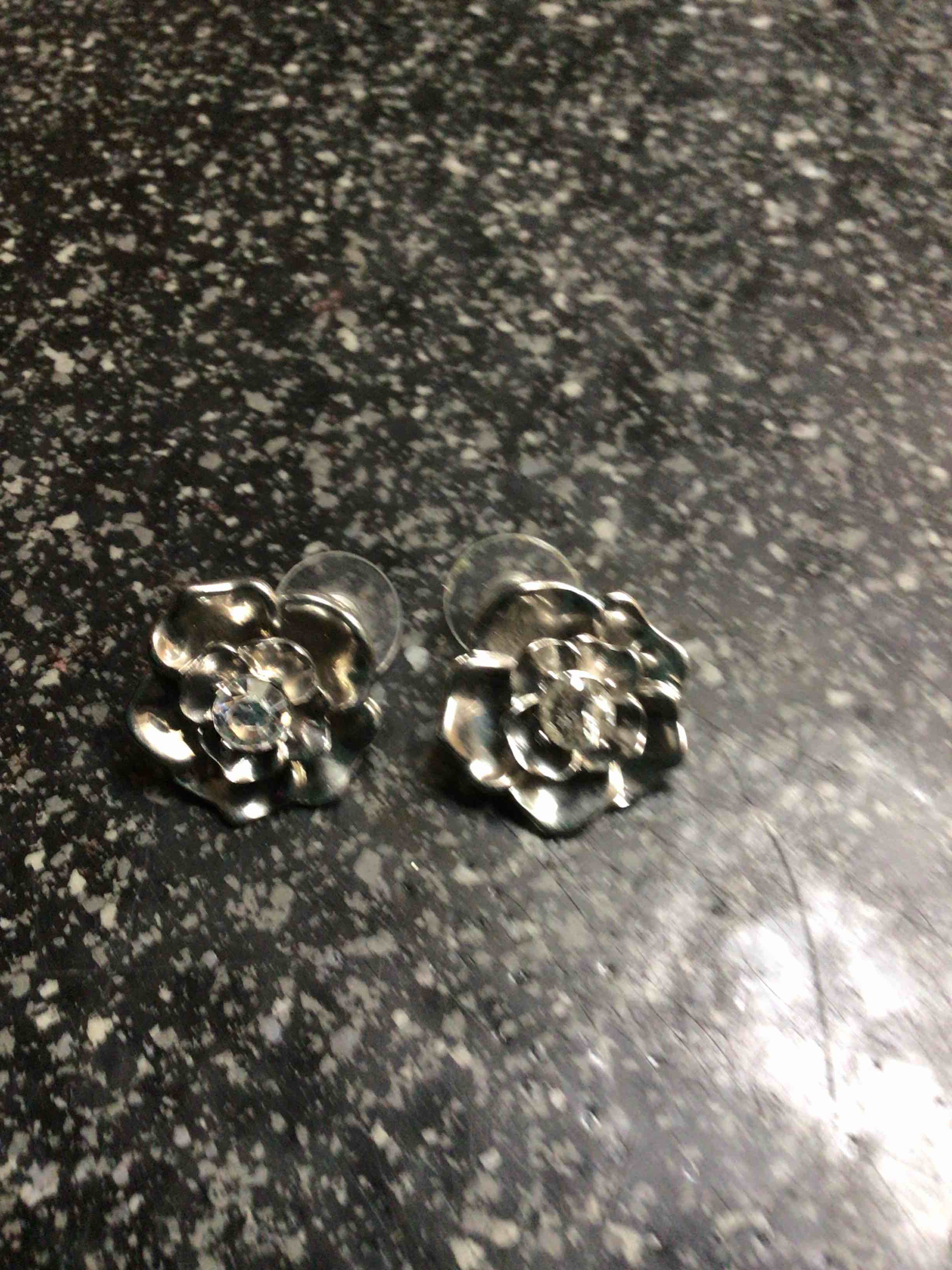 Silver Flower Earrings 
