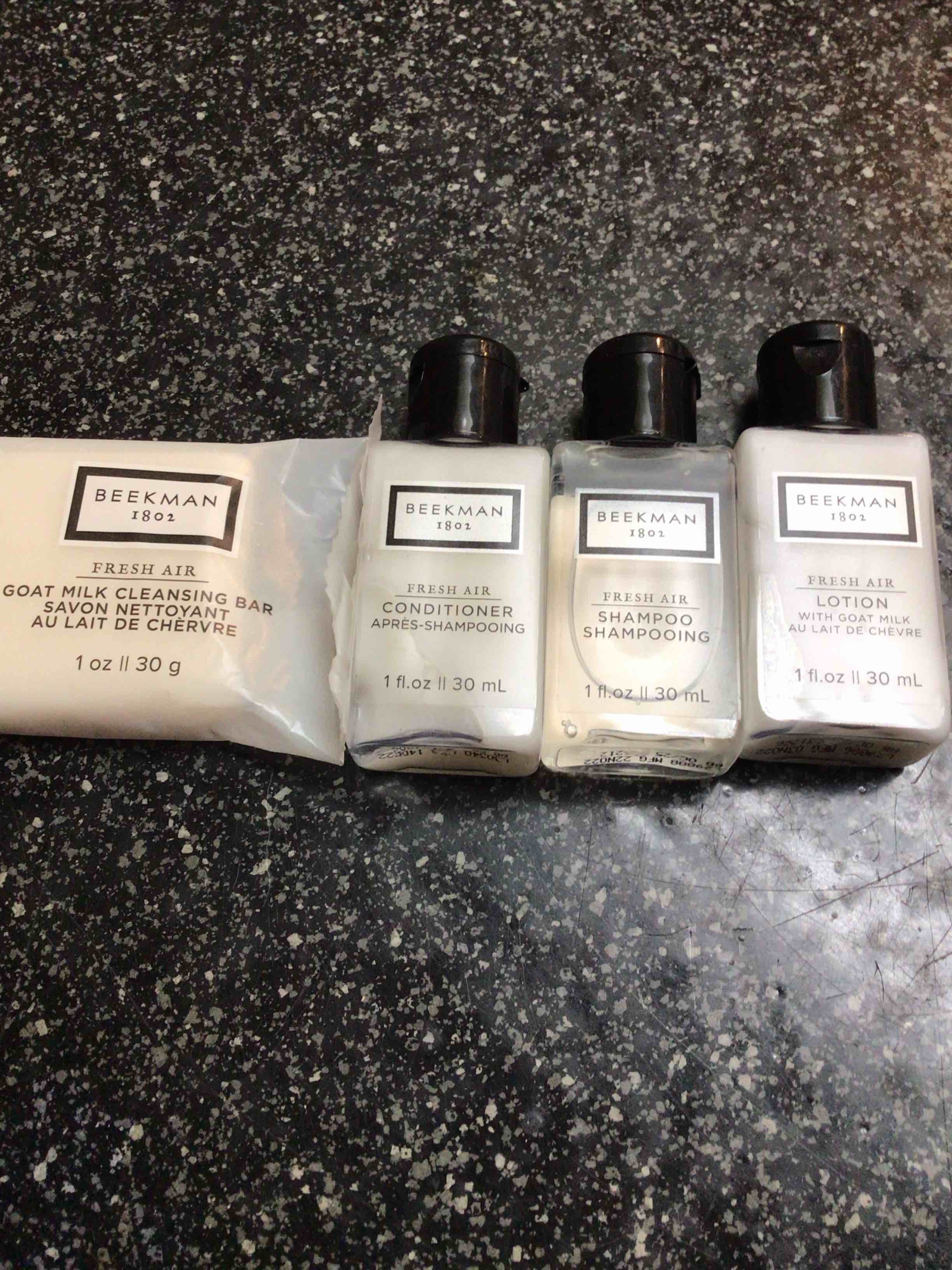 Exquisite Feel - Elegant Travel Set - shampoo - conditioner - lotion - goat milk bar 