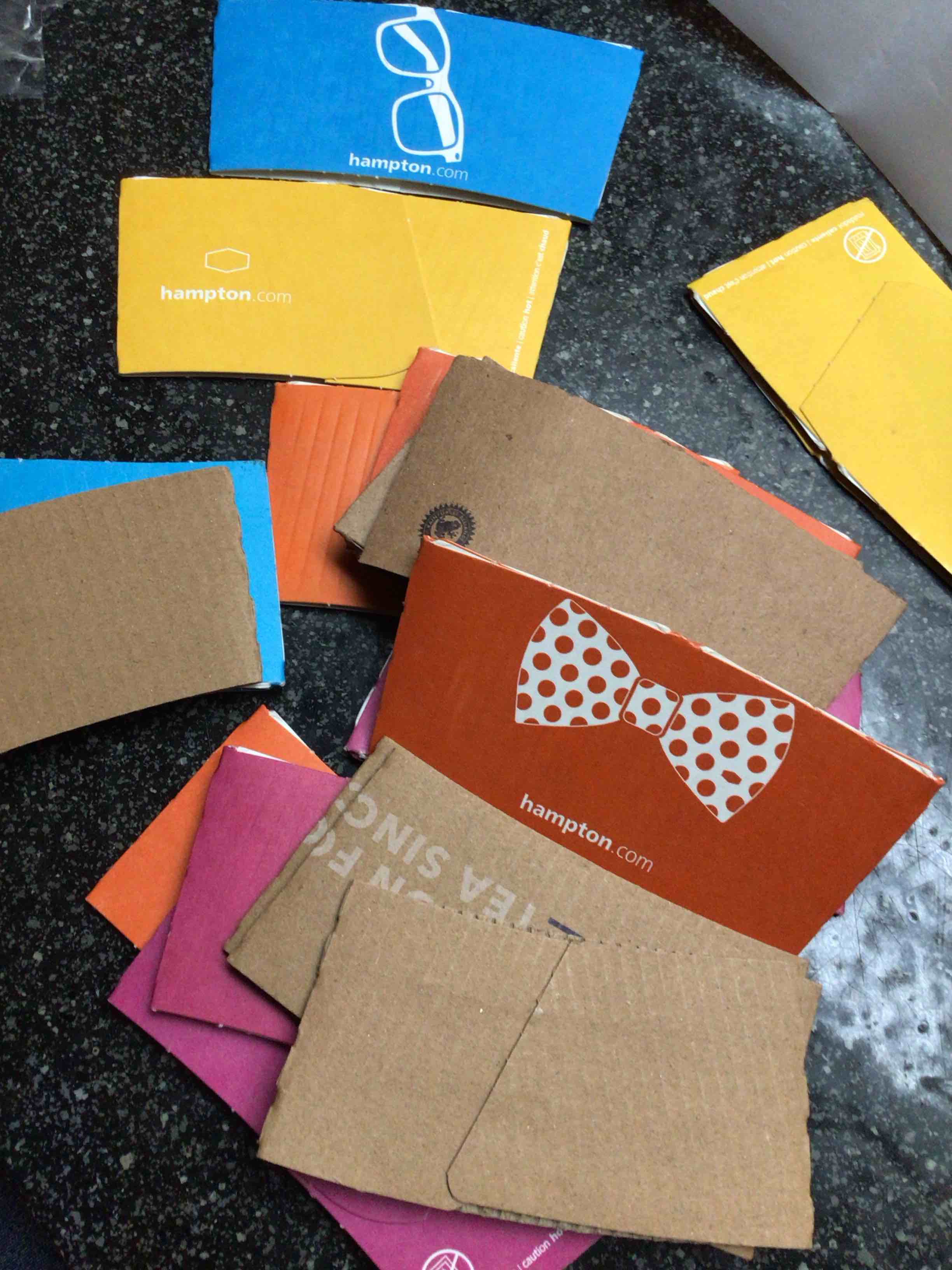 Kraft Paper Coffee Cup Sleeves 18 Pcs. - Coffee Sleeves, Disposable Corrugated Cup Sleeves Holder for Protective Hot and Cold Insulation, Fits 10, 12, 16, 20 oz Paper Cups (Cup Not Included)