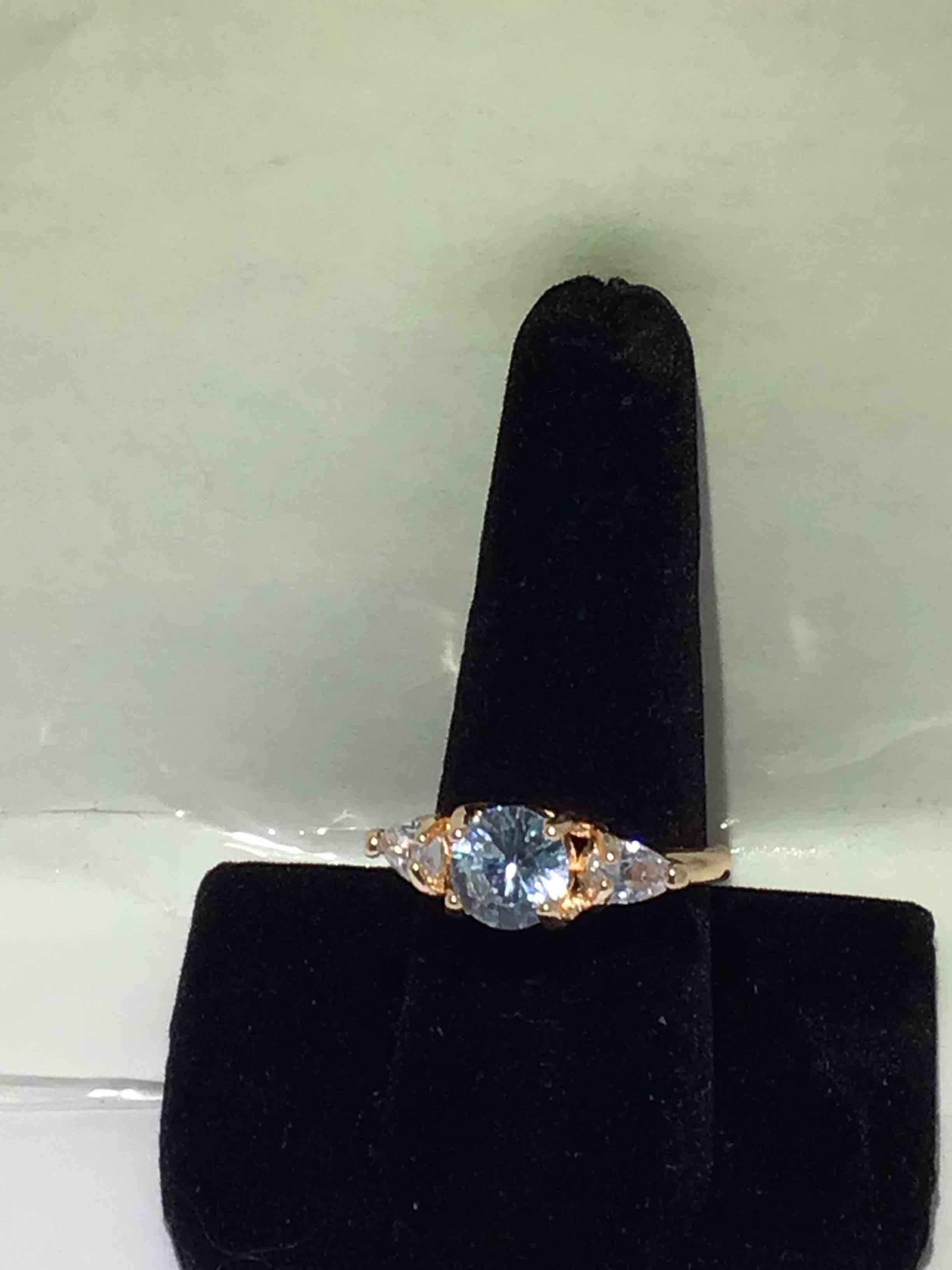 Beautiful - Rose Gold Plated - Multi-Stone - Sapphire Ring - size - 8 