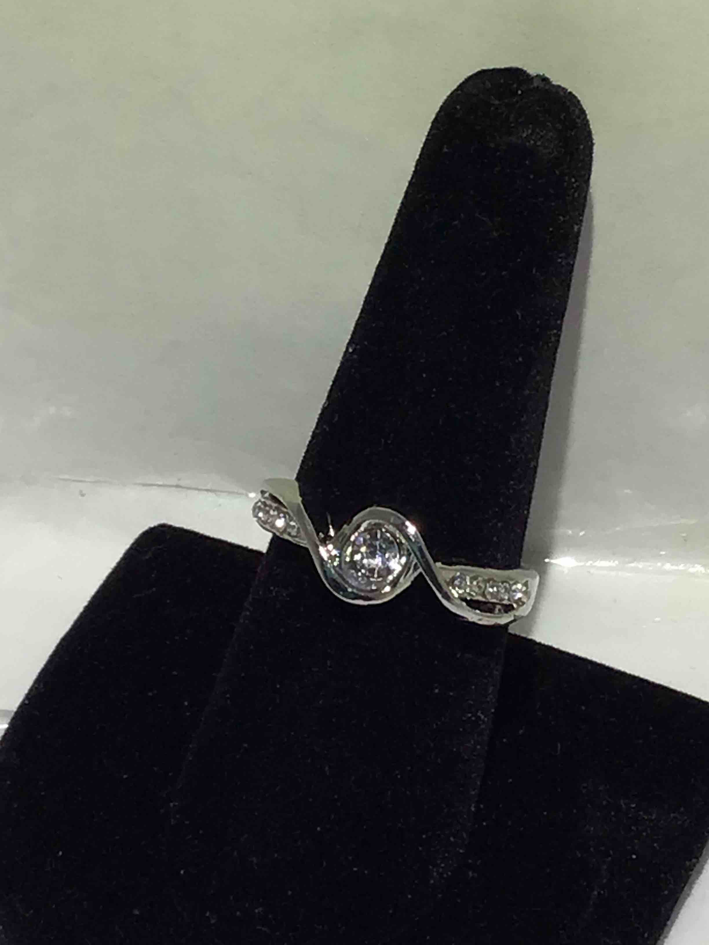 Unique - 925 Silver Plated - Sapphire Ring - size - 8 