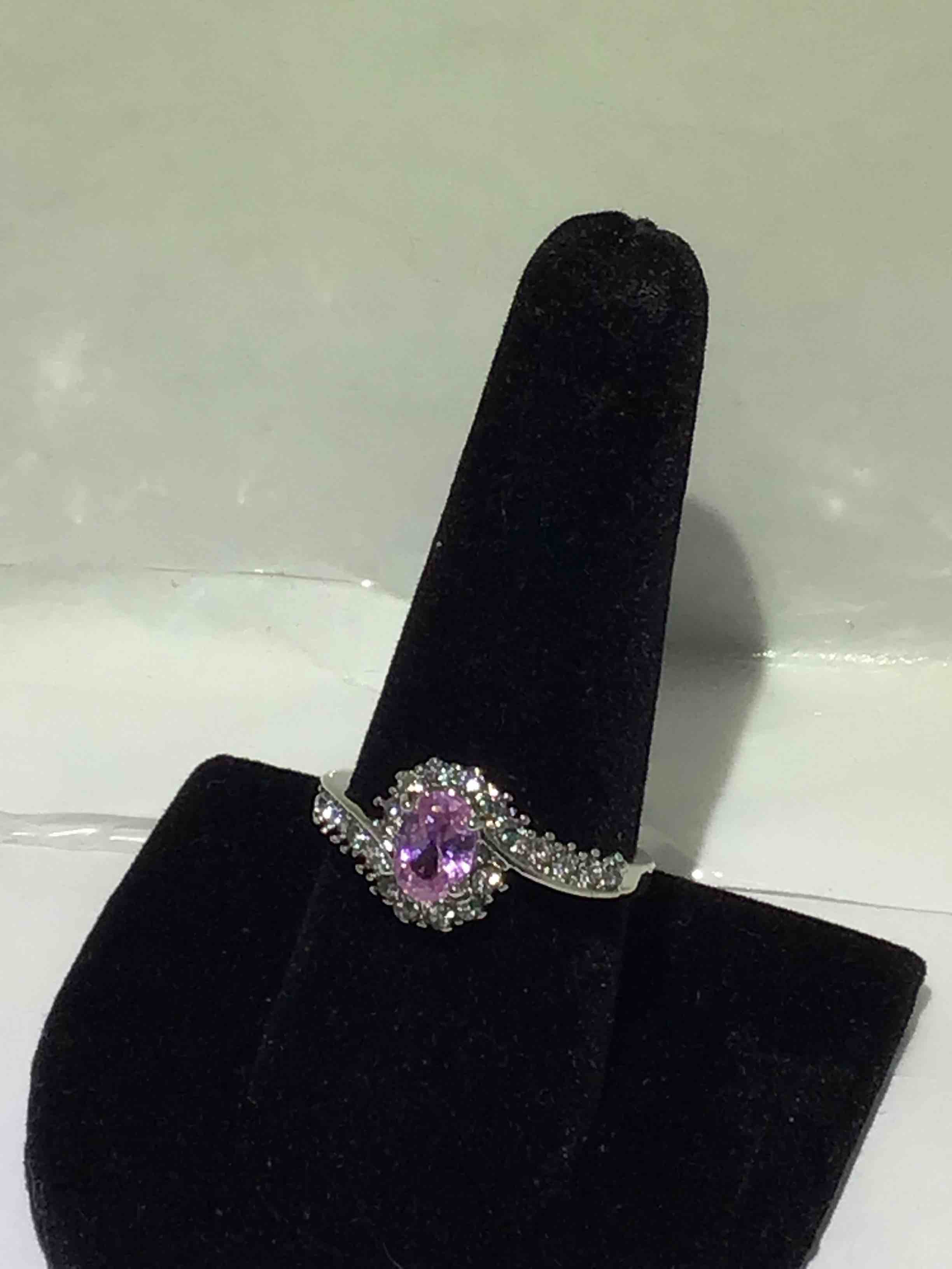 Beautiful - 925 Silver Plated - Pink/White Sapphire Ring - size - 9 