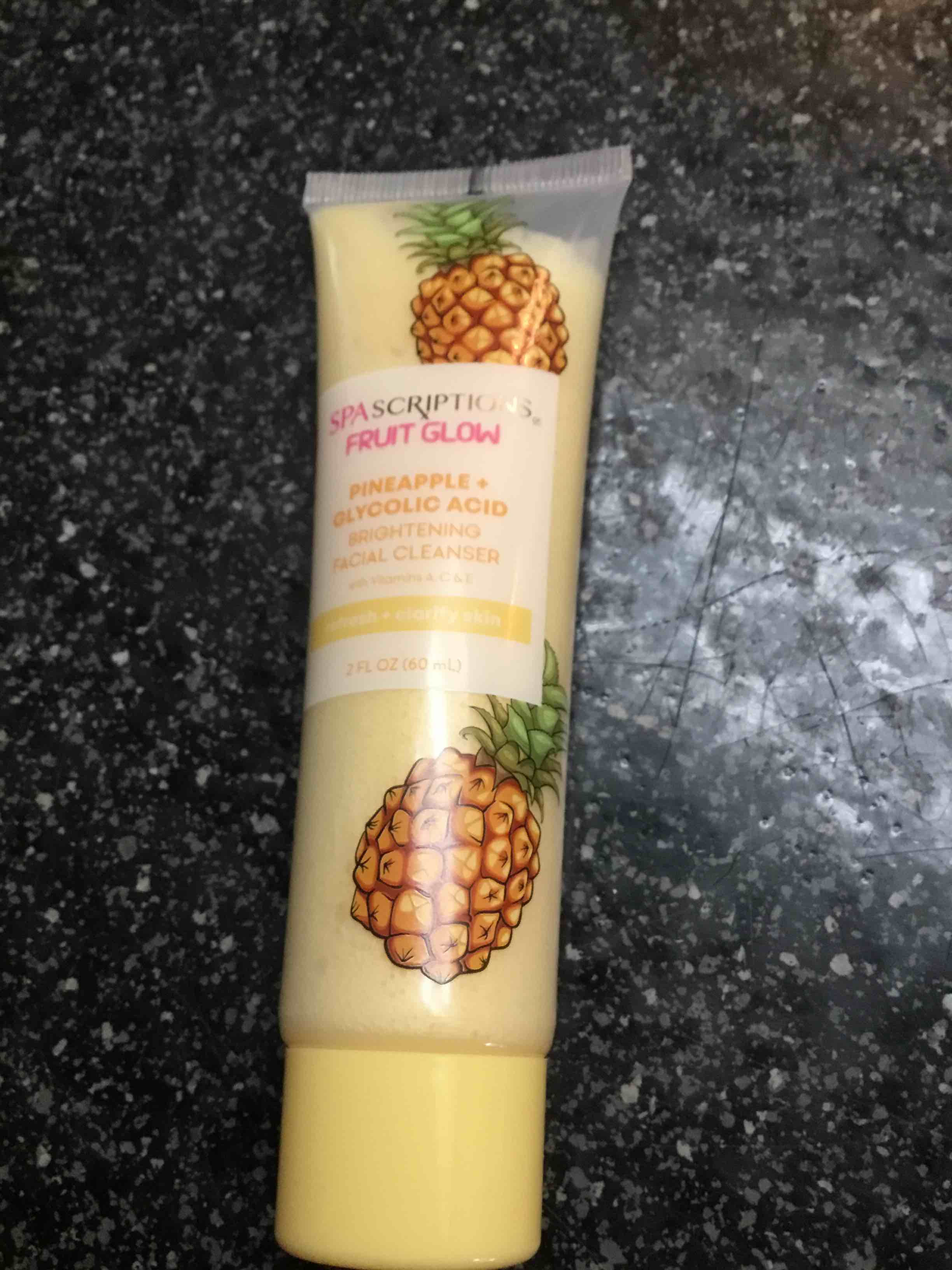 Spa Scriptions - Fruit Glow - Pineapple + Glycolic Acid - Brightening Facial Cleanser - 20z 