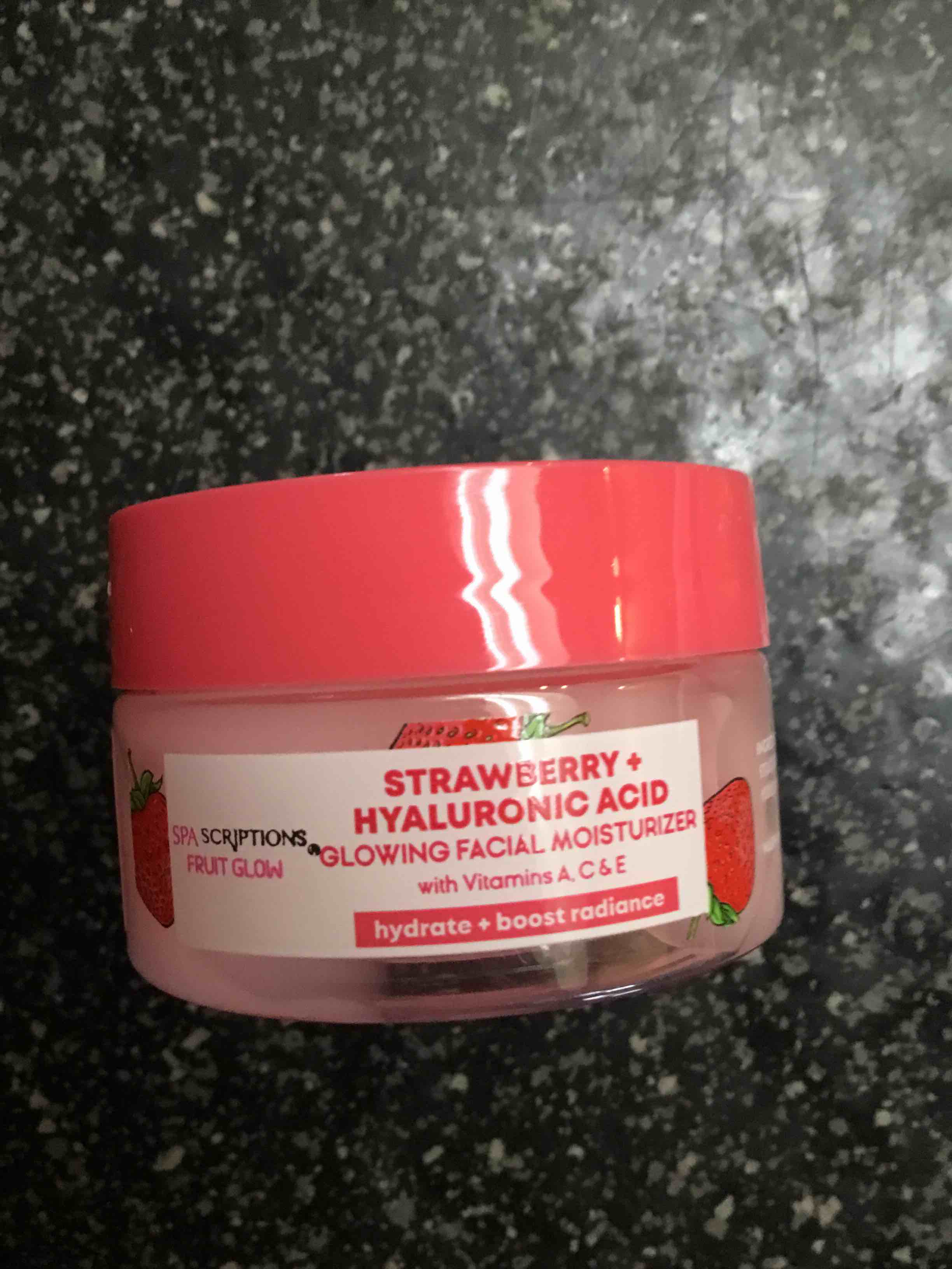 Spa Scriptions - Fruit Glow -  Strawberry + Hyaluronic Acid - Glowing Facial Moisturizer
