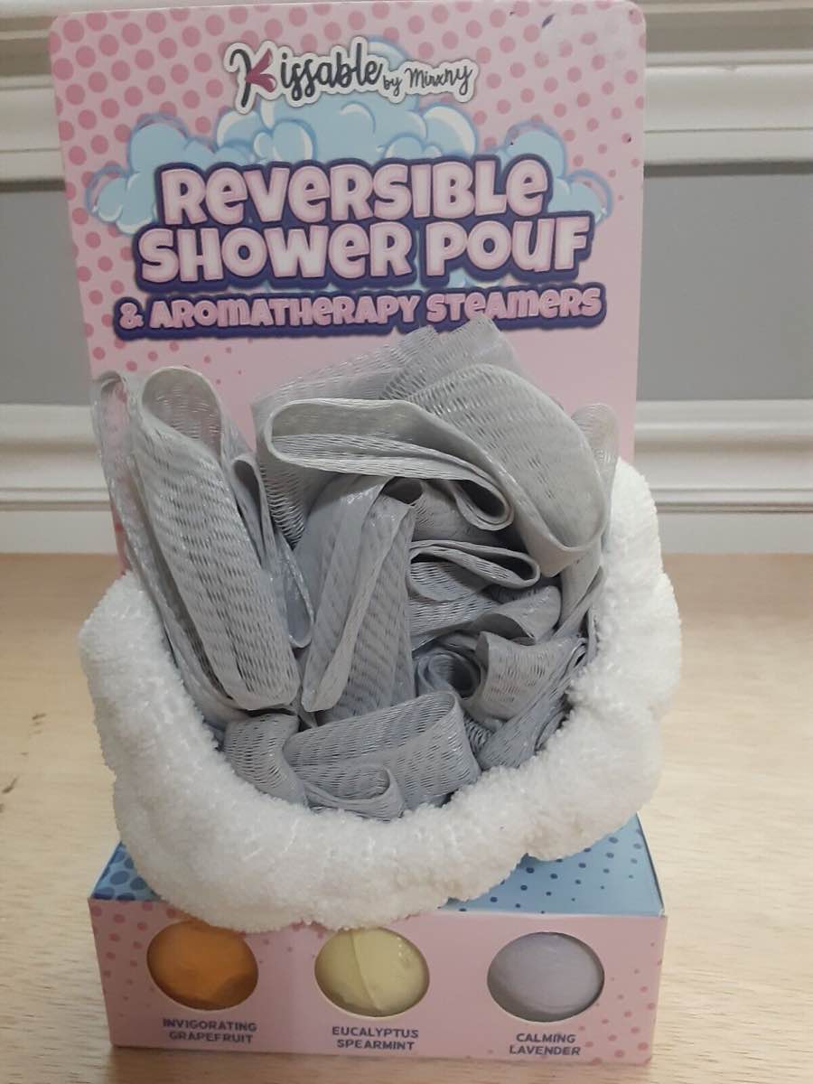 Kissable by Minxny - Reversible Shower Pouf & Aromatherapy Steamers 