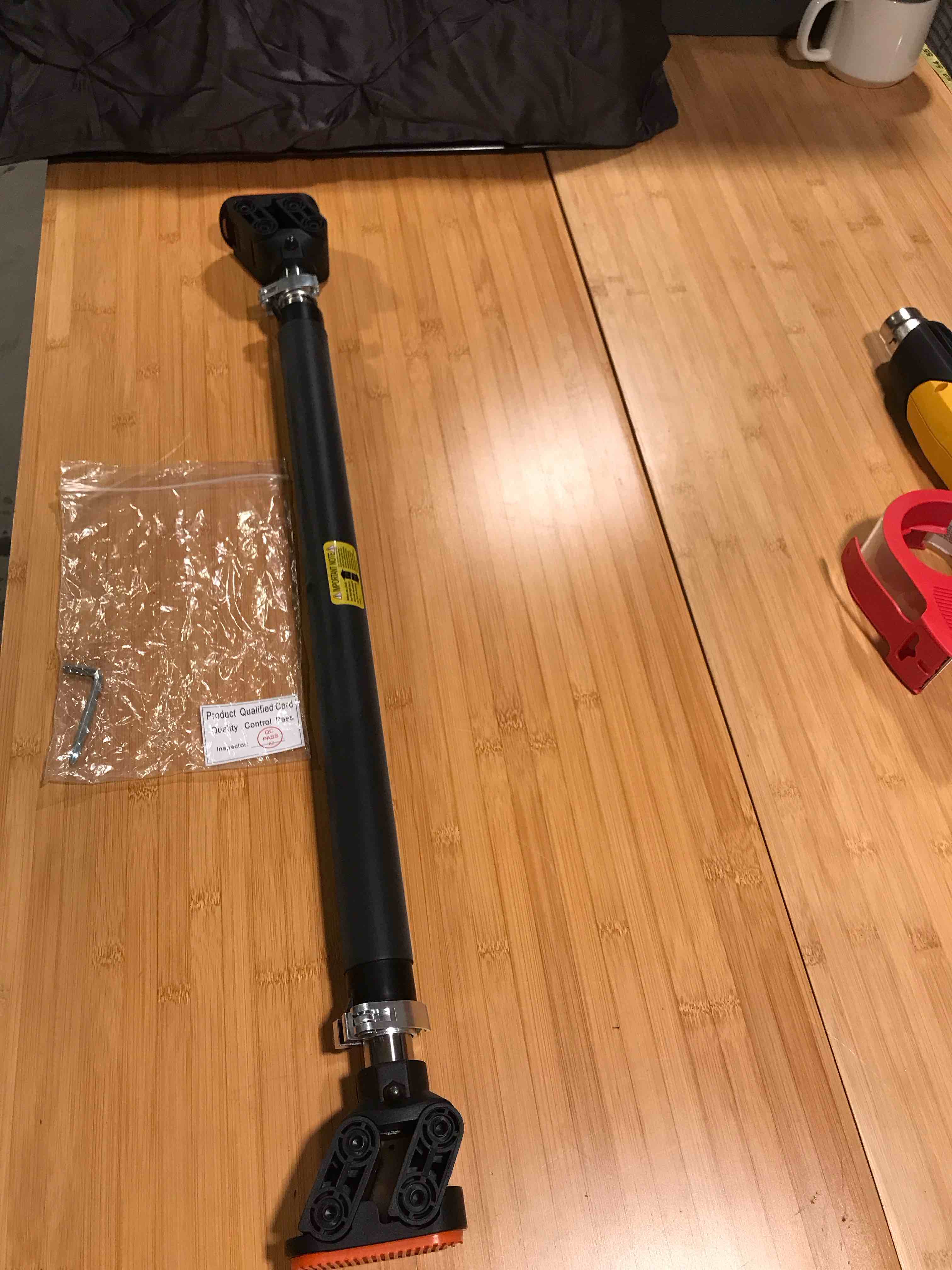 BLITZBFITZ Doorframe Pullup Bar | 880LBS Max Capacity Pull Up Bar for Door | Multipurpose Doorway Pull Up Bar | Pull Up Bar for Doorway 30.9”-38.6’’ Width | Non-Slip Chin Up Bar Doorway No Screws