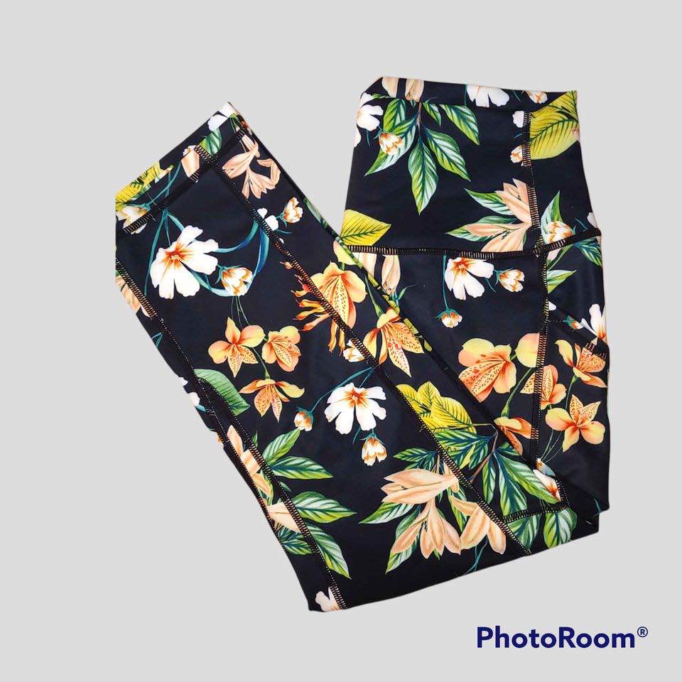 Floral Capri Leggings with Pockets, Large