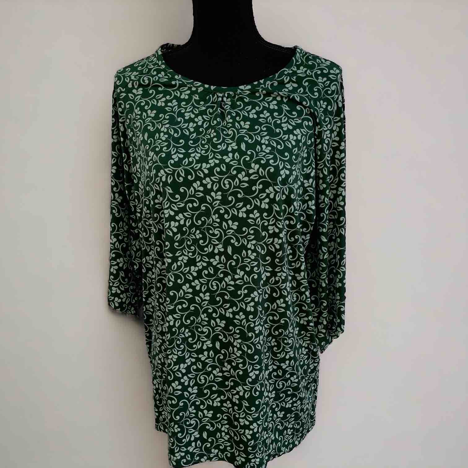 LG/XL MOUNTAIN MAMAS ANGEL SLEEVE TUNIC - CLOVER VINE