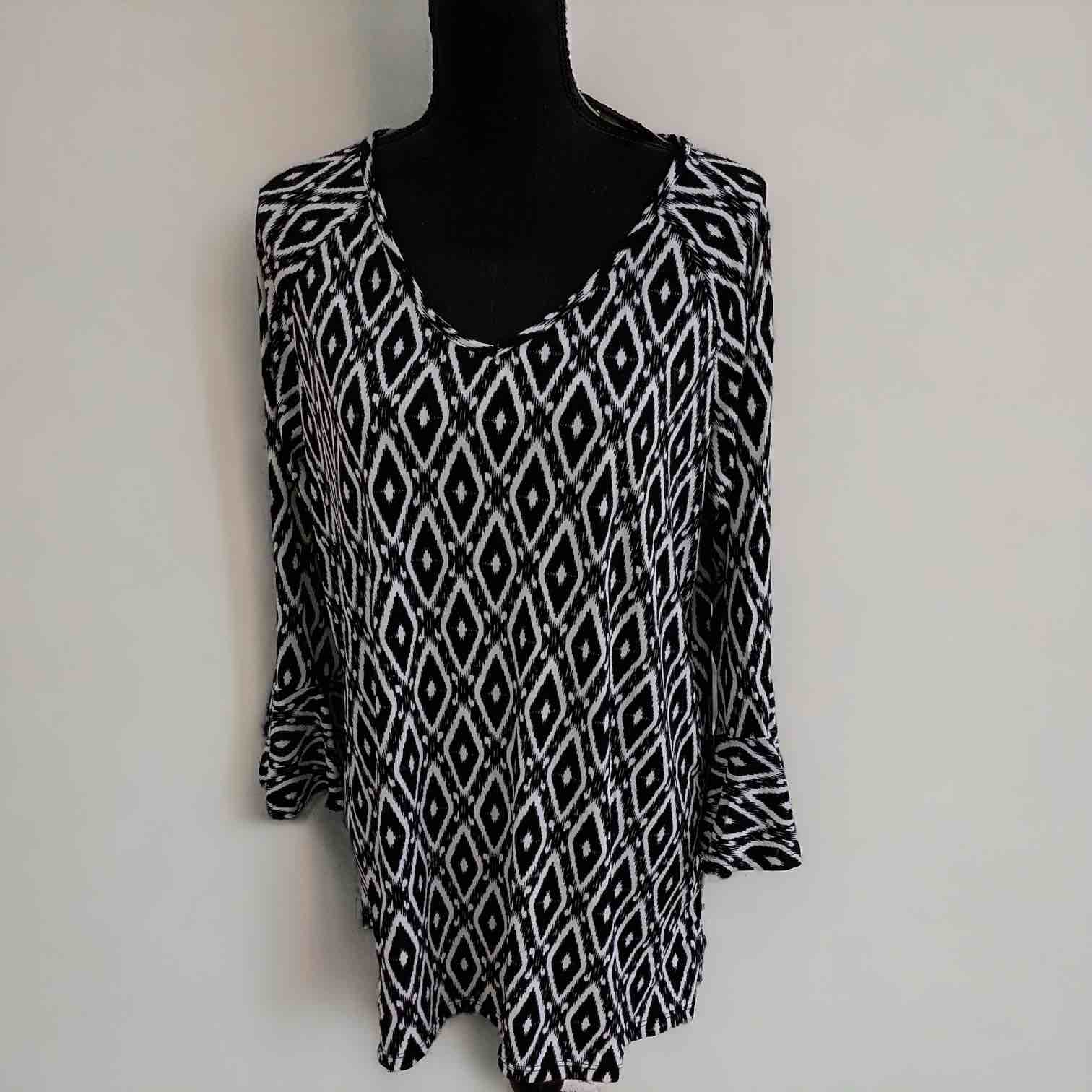 LG/XL MOUNTAIN MAMAS FLOUNCE TUNIC