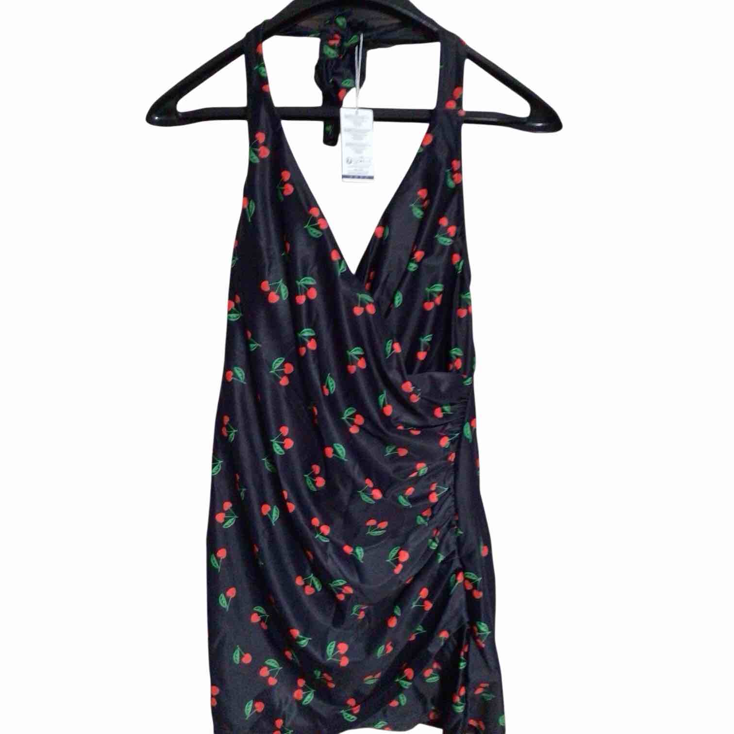 summer mae medium women’s halter swimdress one piece skirt swimsuit tummy control bathing suit 