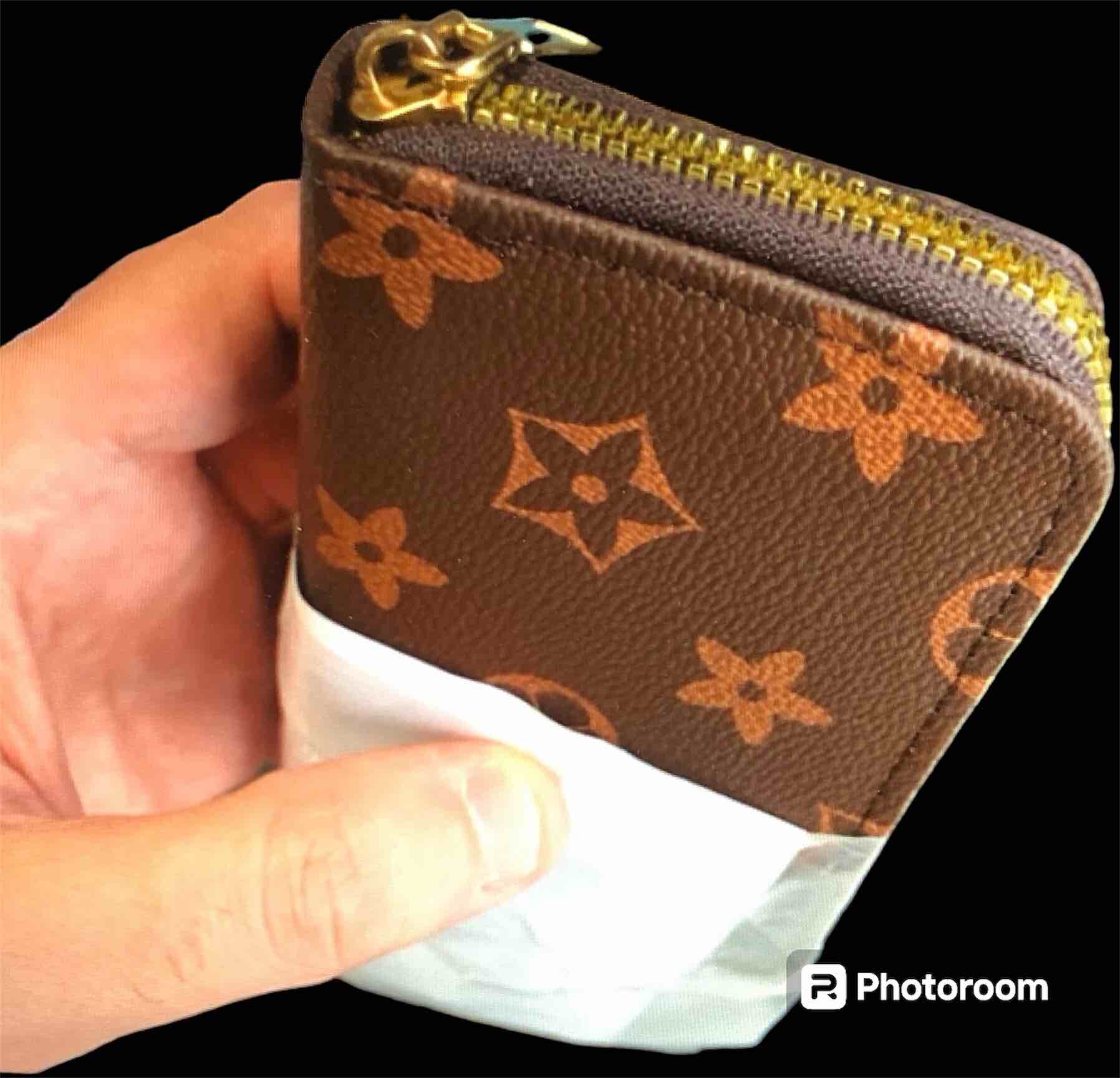 Credit Card Holder Wallets/Coin Purse for Women PU Leather Card Case Change Purse With Zipper Wristband, Brown