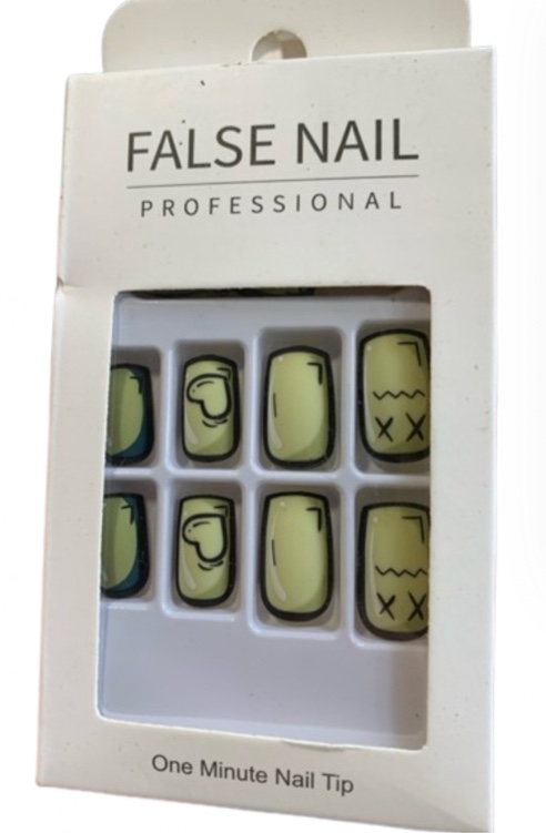 FALSE NAIL PROFESSIONAL