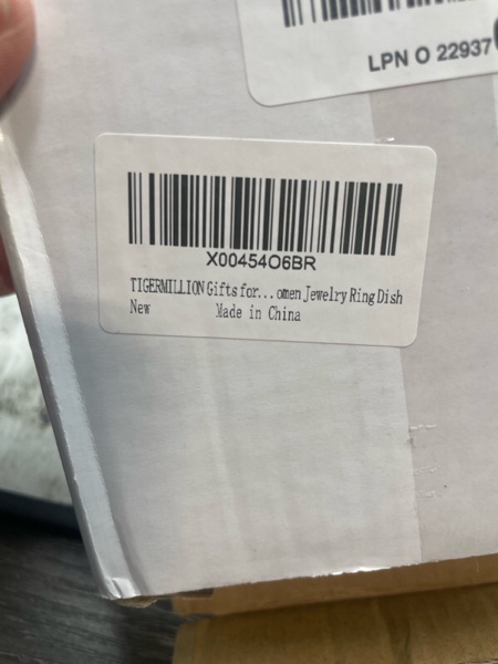 https://s3.amazonaws.com/lotting-images-prod/webster/WEB30267024_1730983200884.jpeg