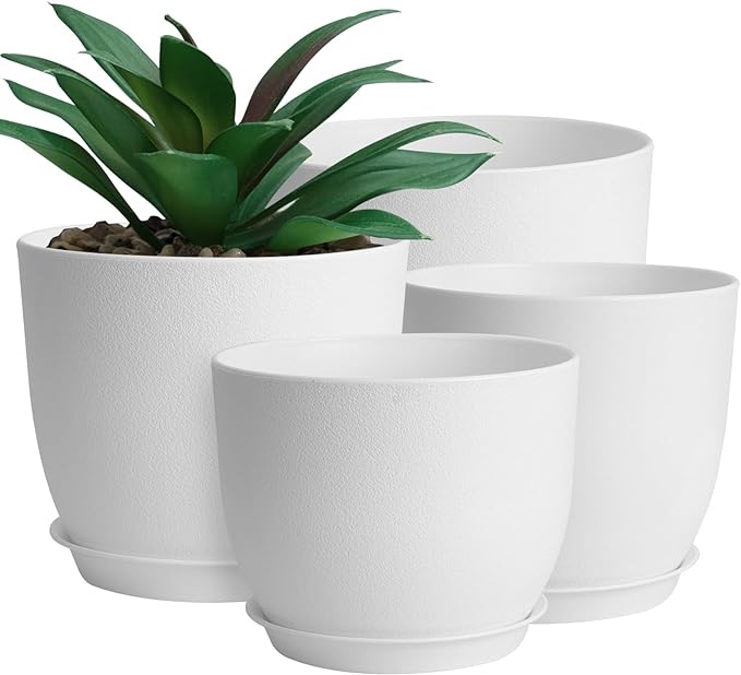 Plastic Plant Pots