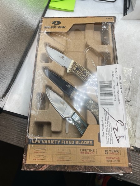 https://s3.amazonaws.com/lotting-images-prod/webster/WEB30272276_1733336636042.jpeg
