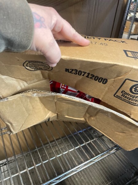 https://s3.amazonaws.com/lotting-images-prod/webster/WEB30273997_1734115871836.jpeg