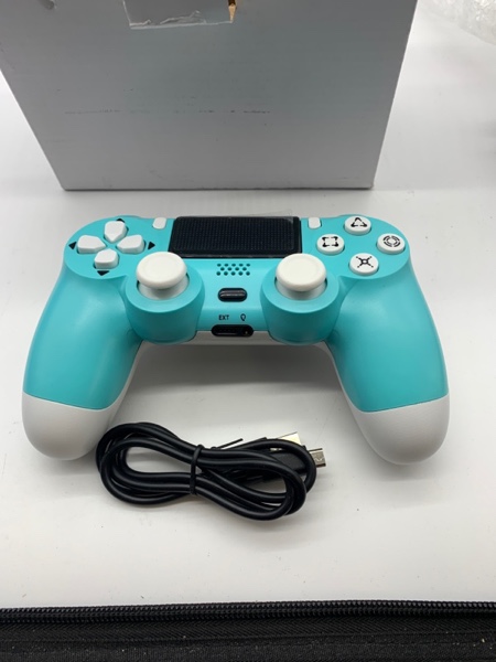 https://s3.amazonaws.com/lotting-images-prod/webster/WEB30310712_1709745091516.jpeg
