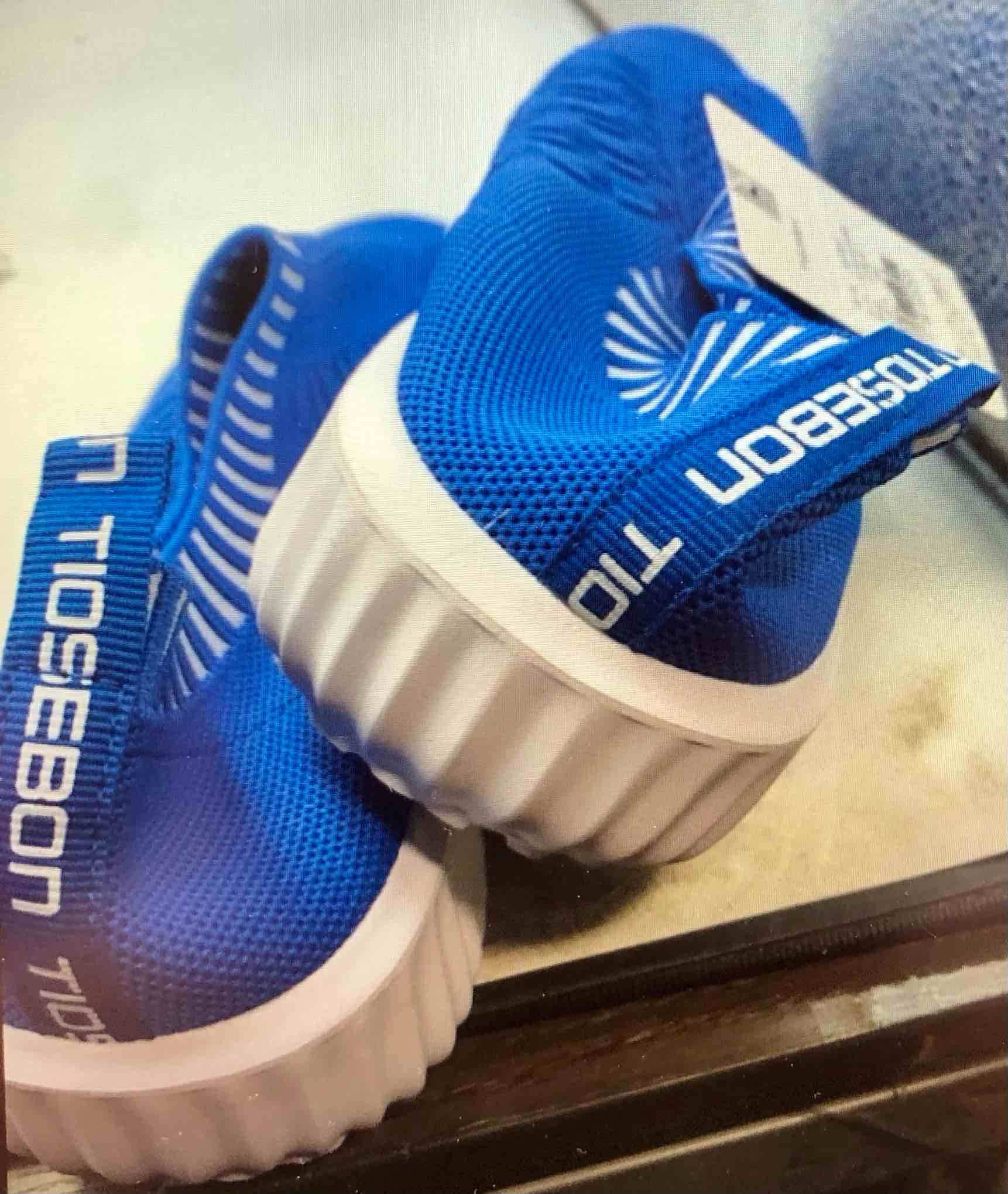 Tiosebon Women's Athletic Walking Shoes Mesh Comfort Work Sneakers size 22