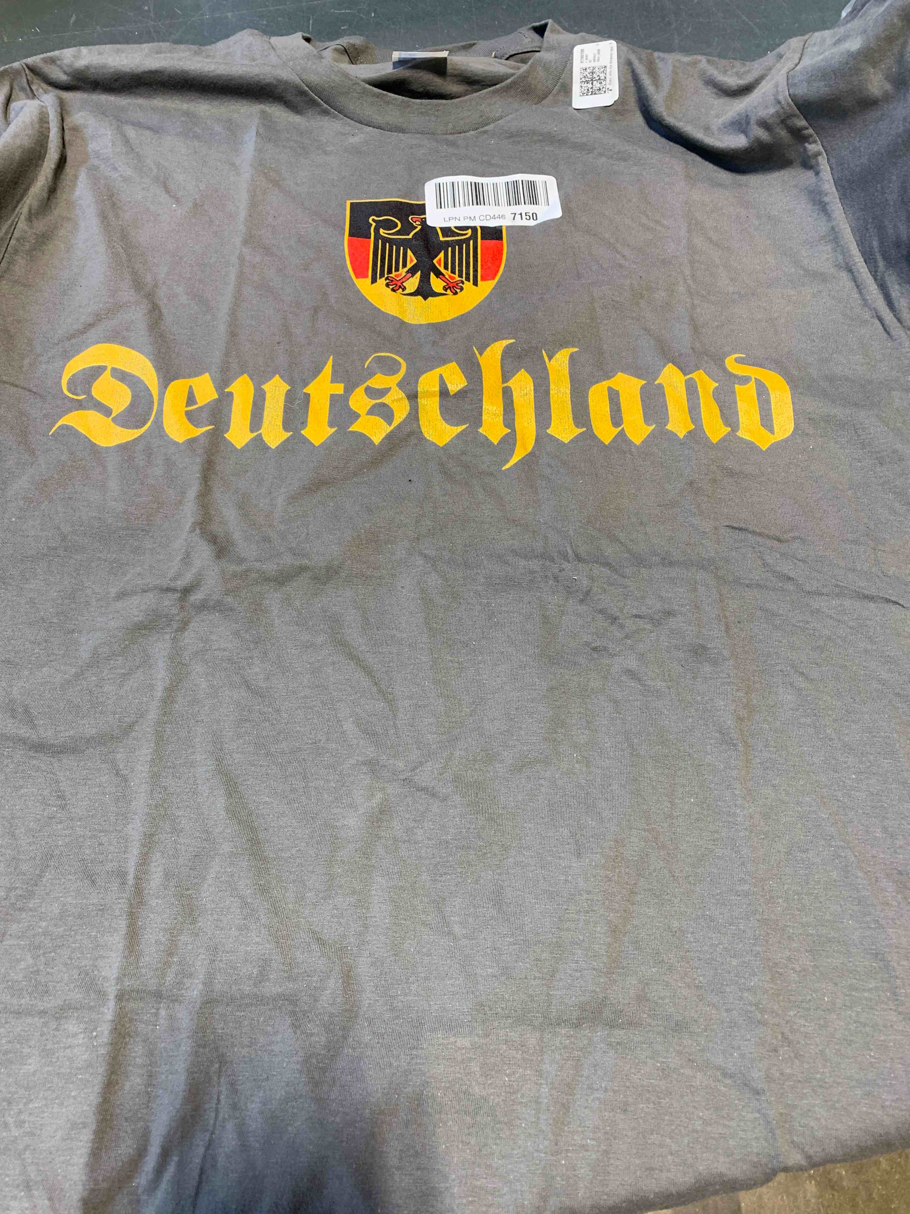 Men’s Large Deutchland German Pride Shirt (gray) 