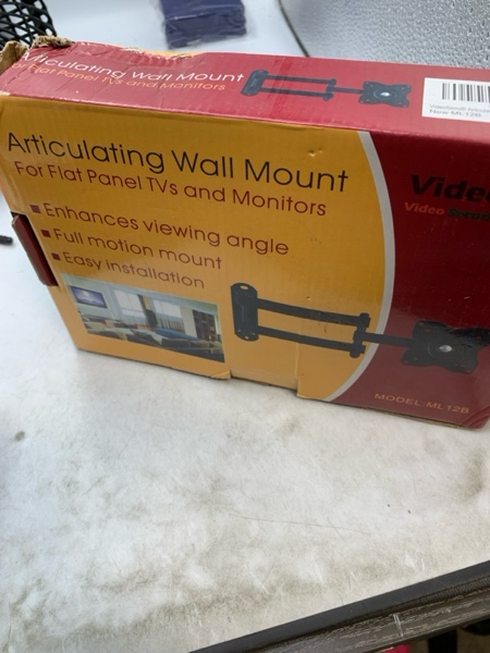 https://s3.amazonaws.com/lotting-images-prod/webster/WEB30390394_1718321041391.jpeg