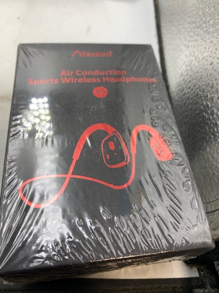https://s3.amazonaws.com/lotting-images-prod/webster/WEB30399677_1721319400987.jpeg