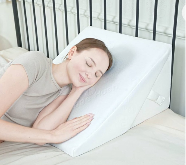 Folding Bed Wedge Pillow for Sleeping Adjustable 9 &12 Inch Foldable Bed Wedge Pillow, Memory Foam Triangle Pillow Wedge System for Legs and Back Support Pillow