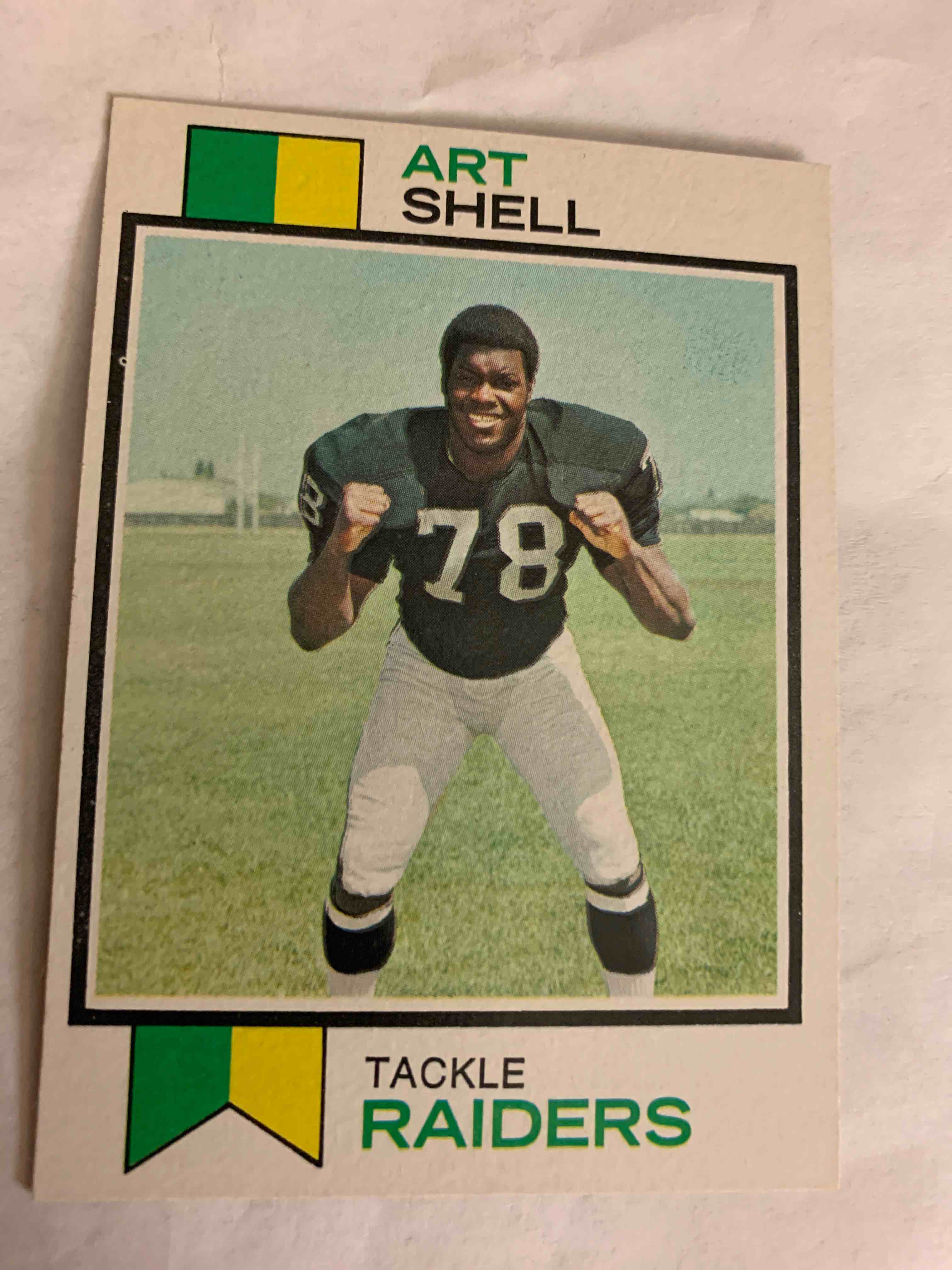 1973 Topps Football 77, Art Shell Rookie Card