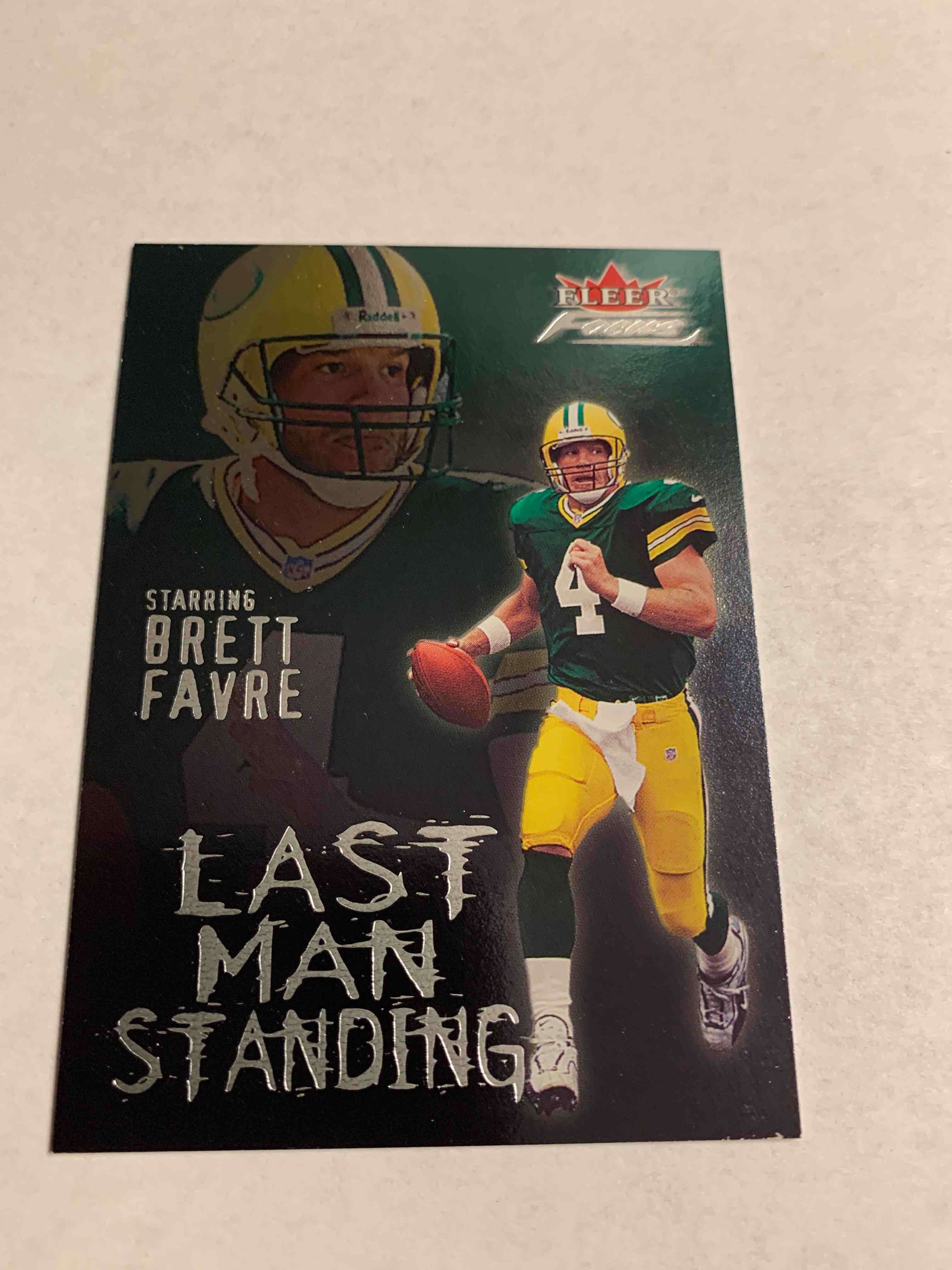 2000 Fleer Focus Last Man Standing #11LM, Brett Favre 