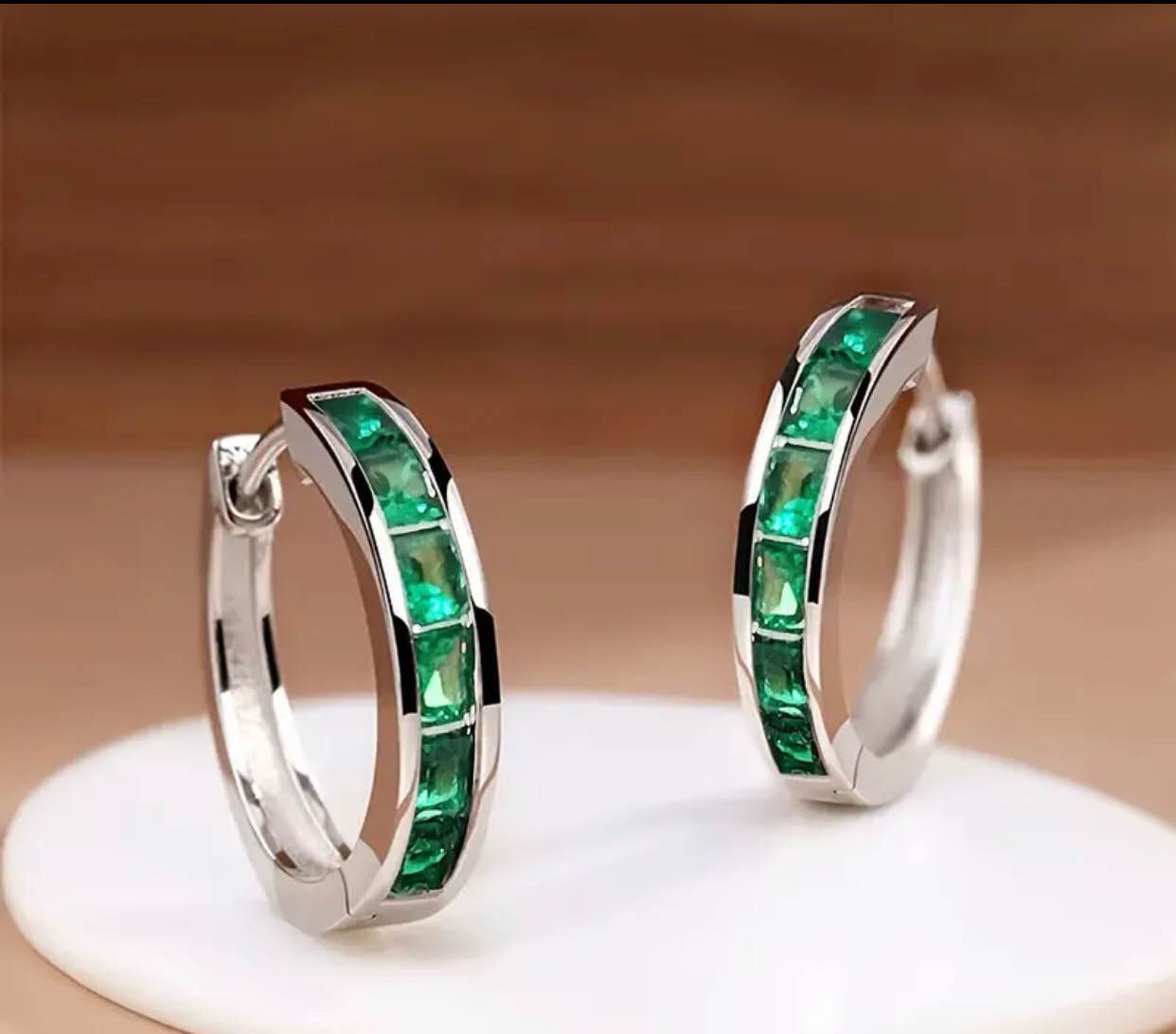 Beautiful 925 Silver Sapphire Earrings 