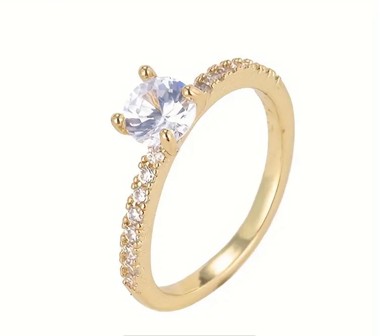 Gorgeous 925 Silver 18K Gold Plated Ring Sz 7
