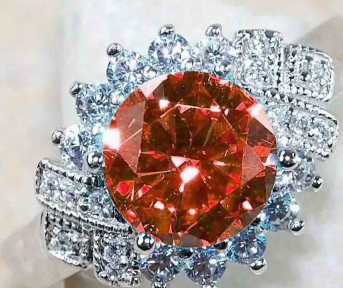 Gorgeous 925 Silver 18K Gold Plated Ring Sz 8