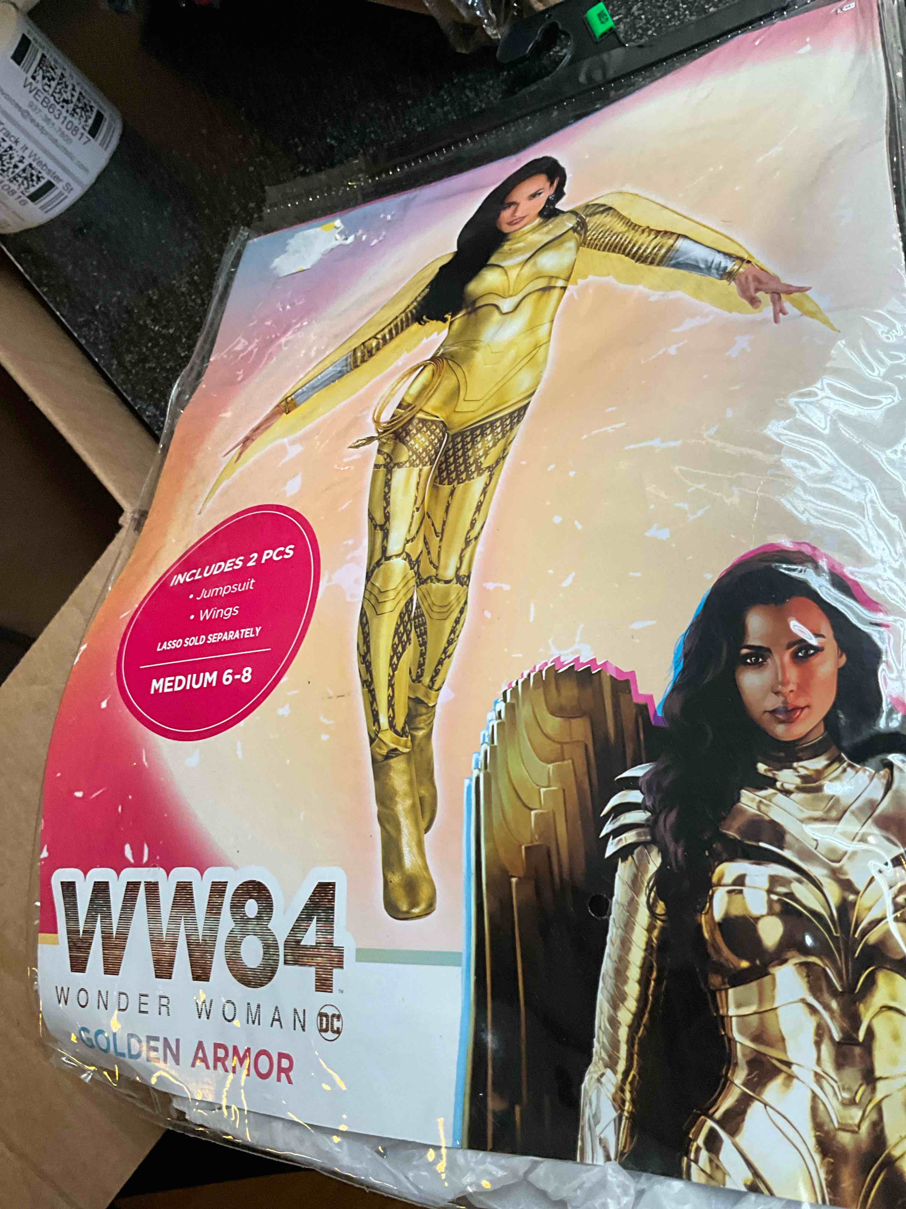DC Comics - WW84 - Wonder Woman - Golden Armor - size - M 6/8 
