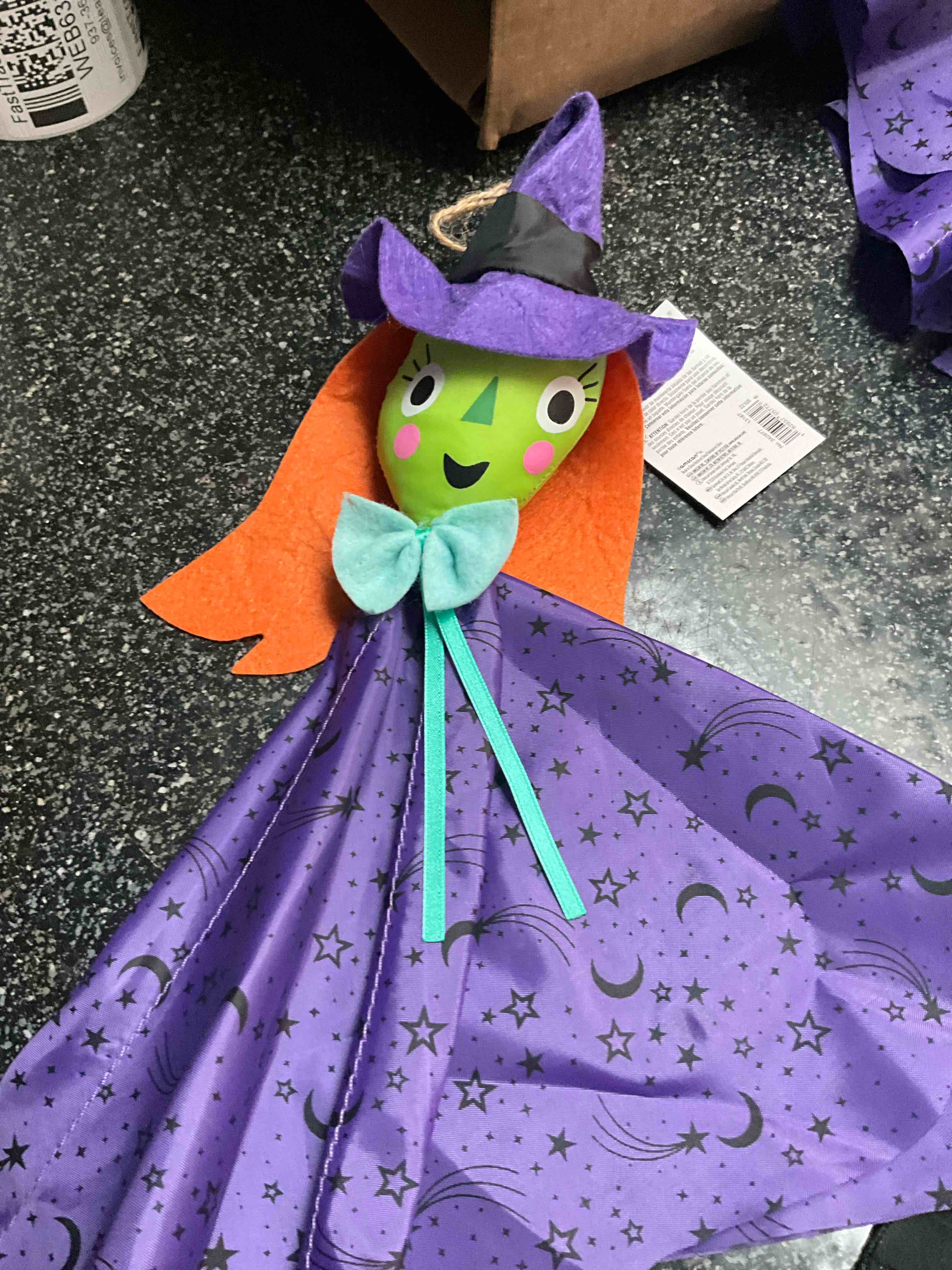 Hanging - Pose - Able - Witches 