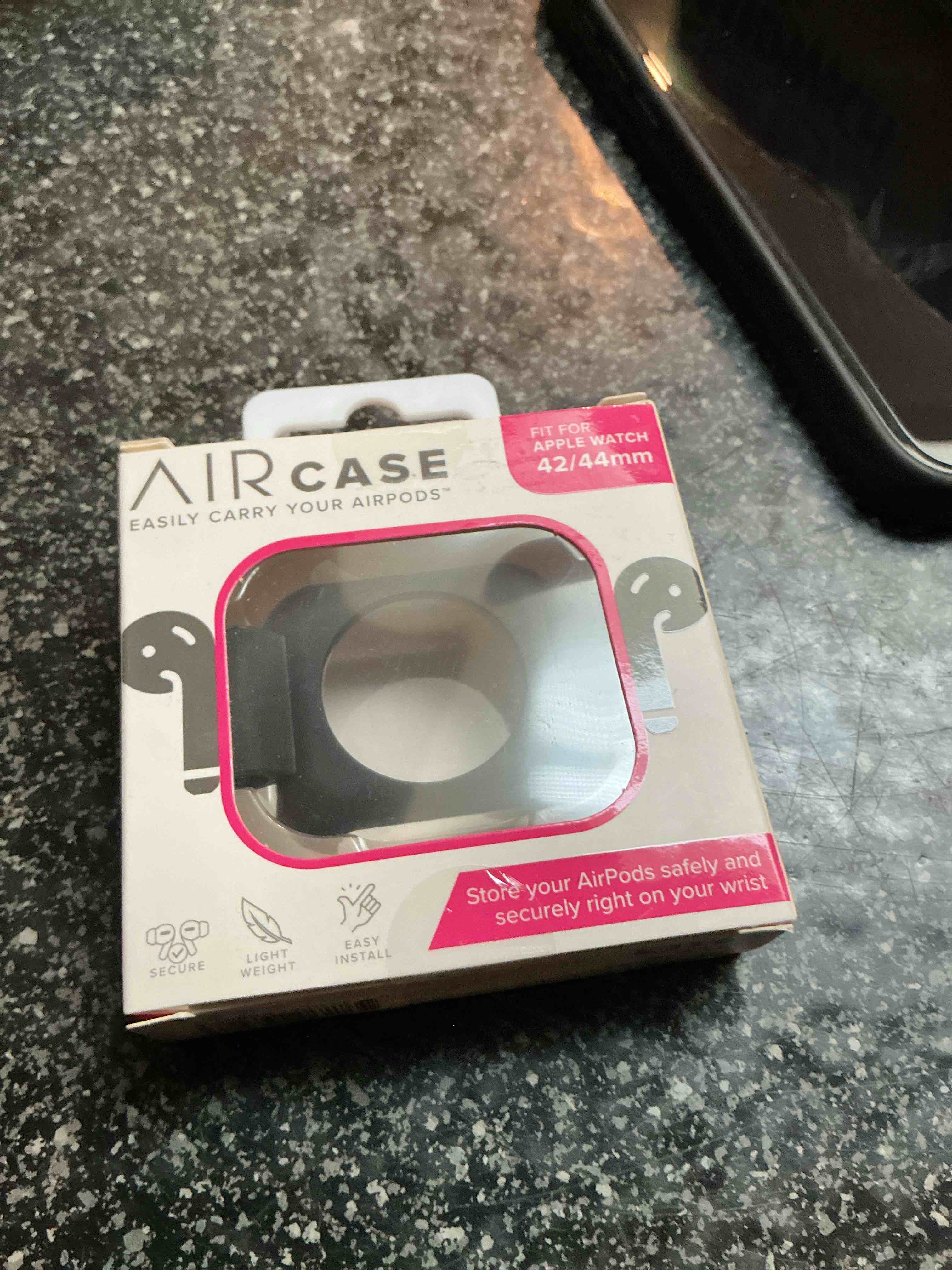Air Case Apple Watch 42/44 MM. Easy Hold Earbuds Black In Color 