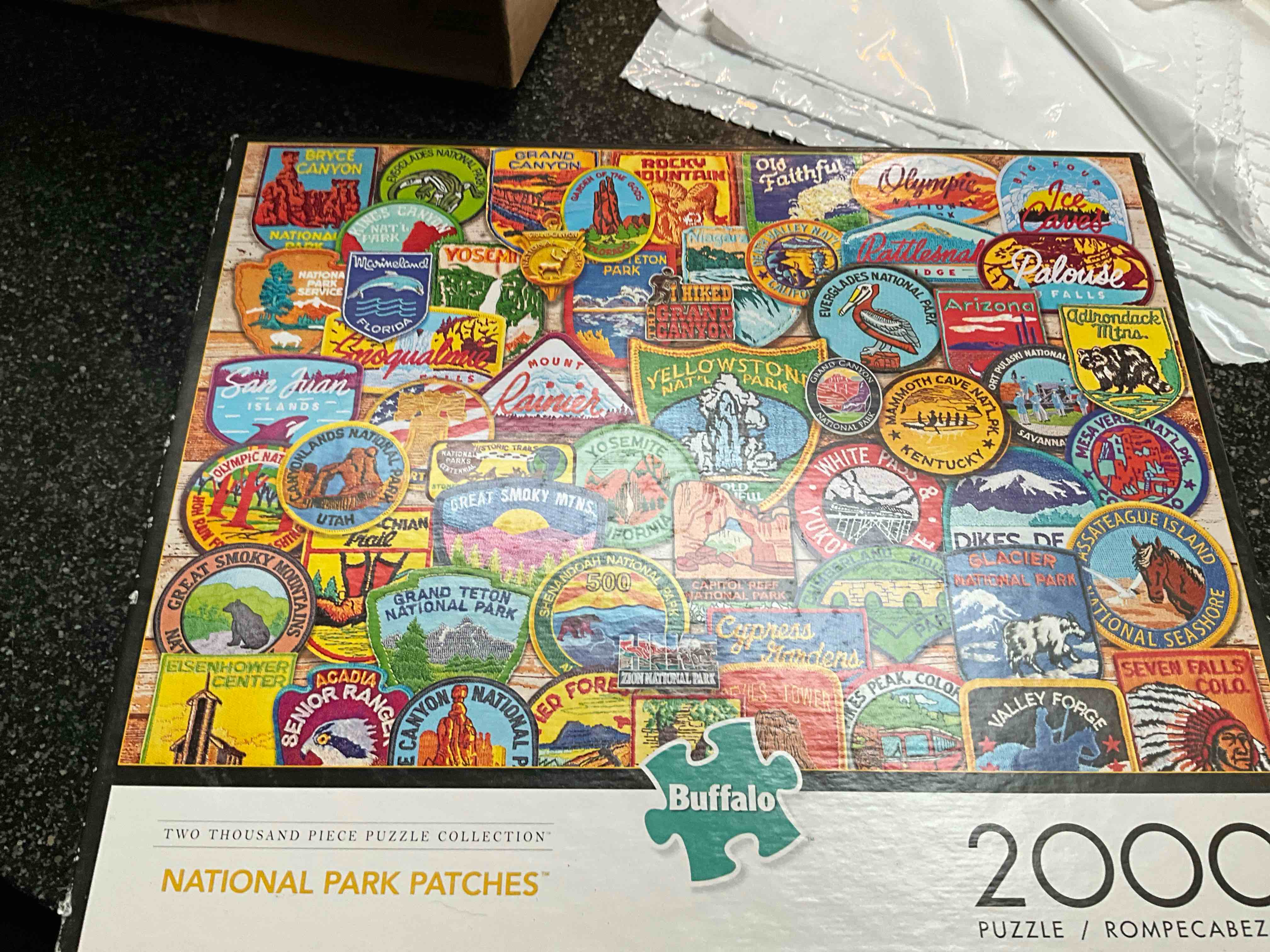 Buffalo - National Park Patches - 2000 pc Puzzle