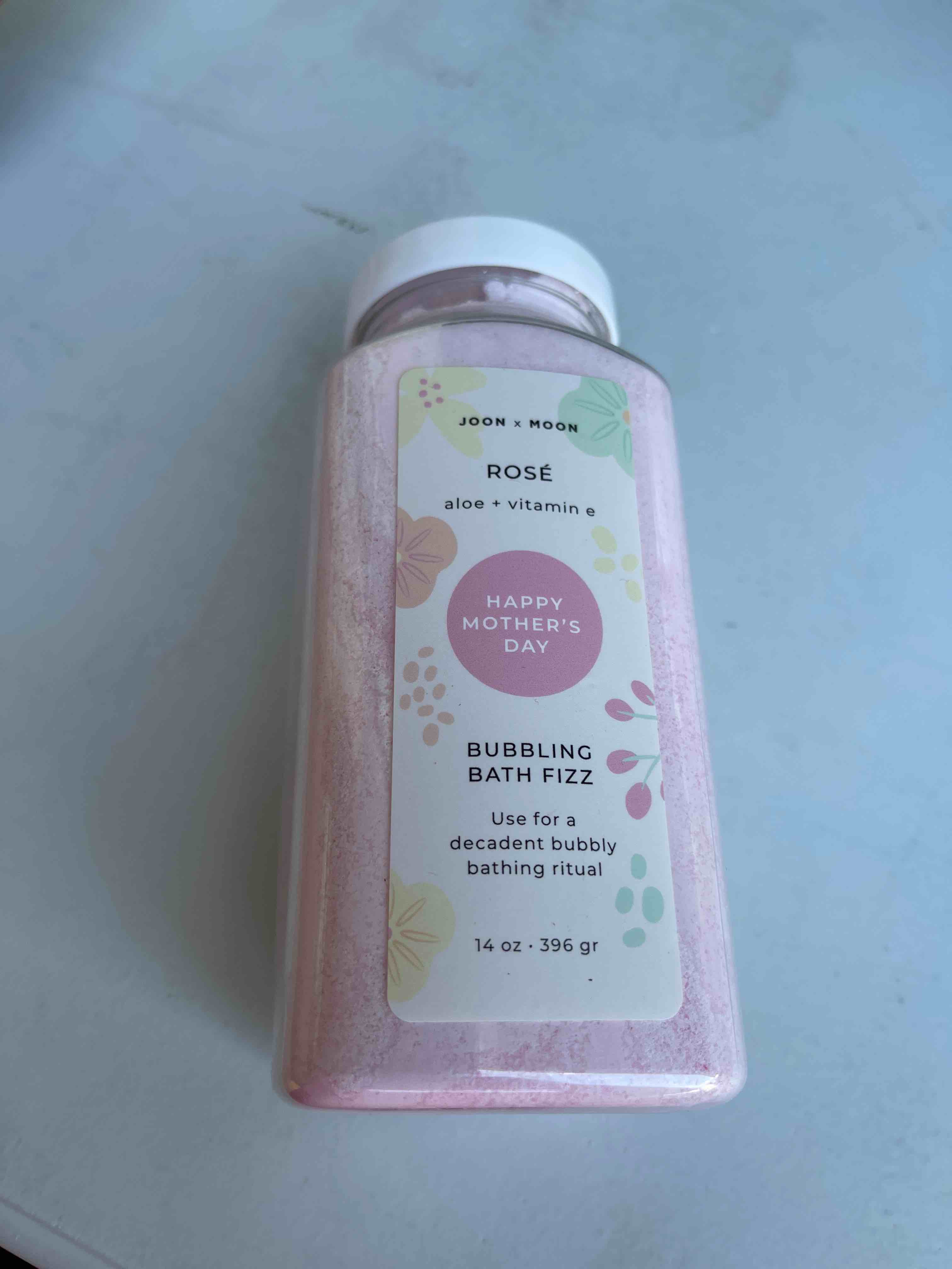 Joon X Moon Rose Bubbling Bath Fizz