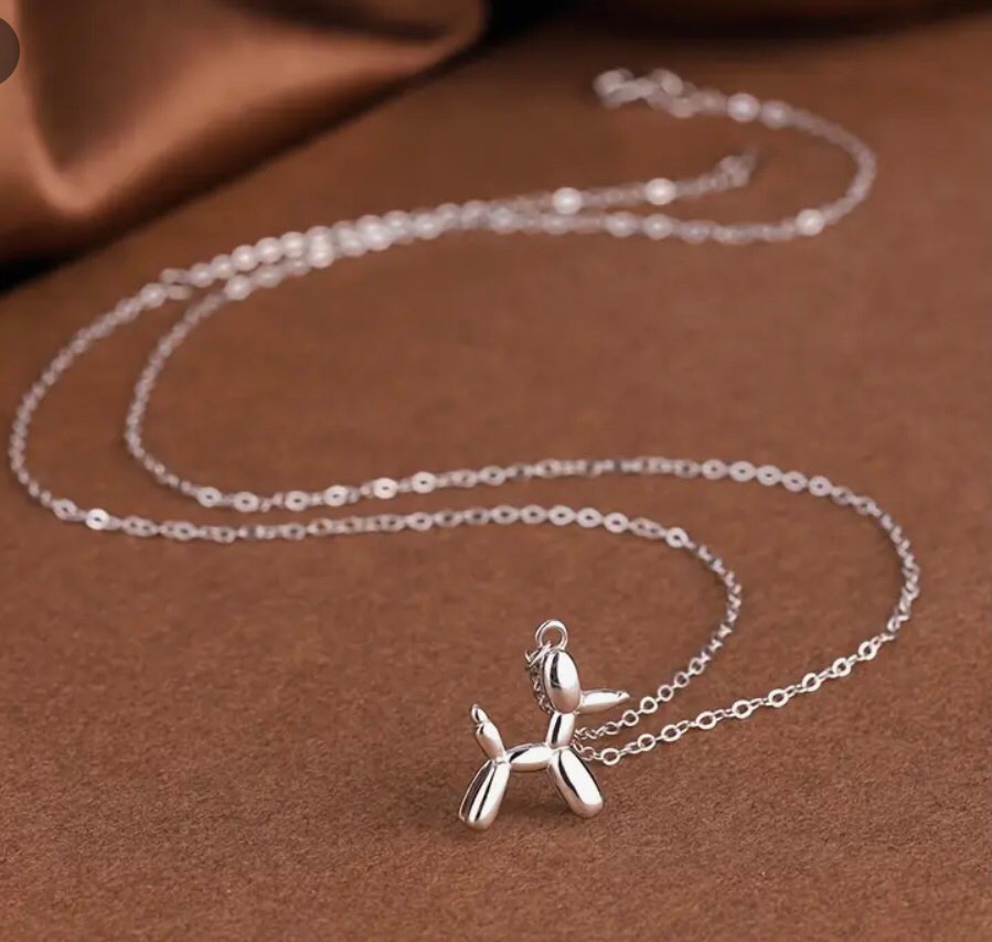 Trendy Minimalist Balloon Dog Pendant Necklace, Versatile for Birthday Parties & Commemorations