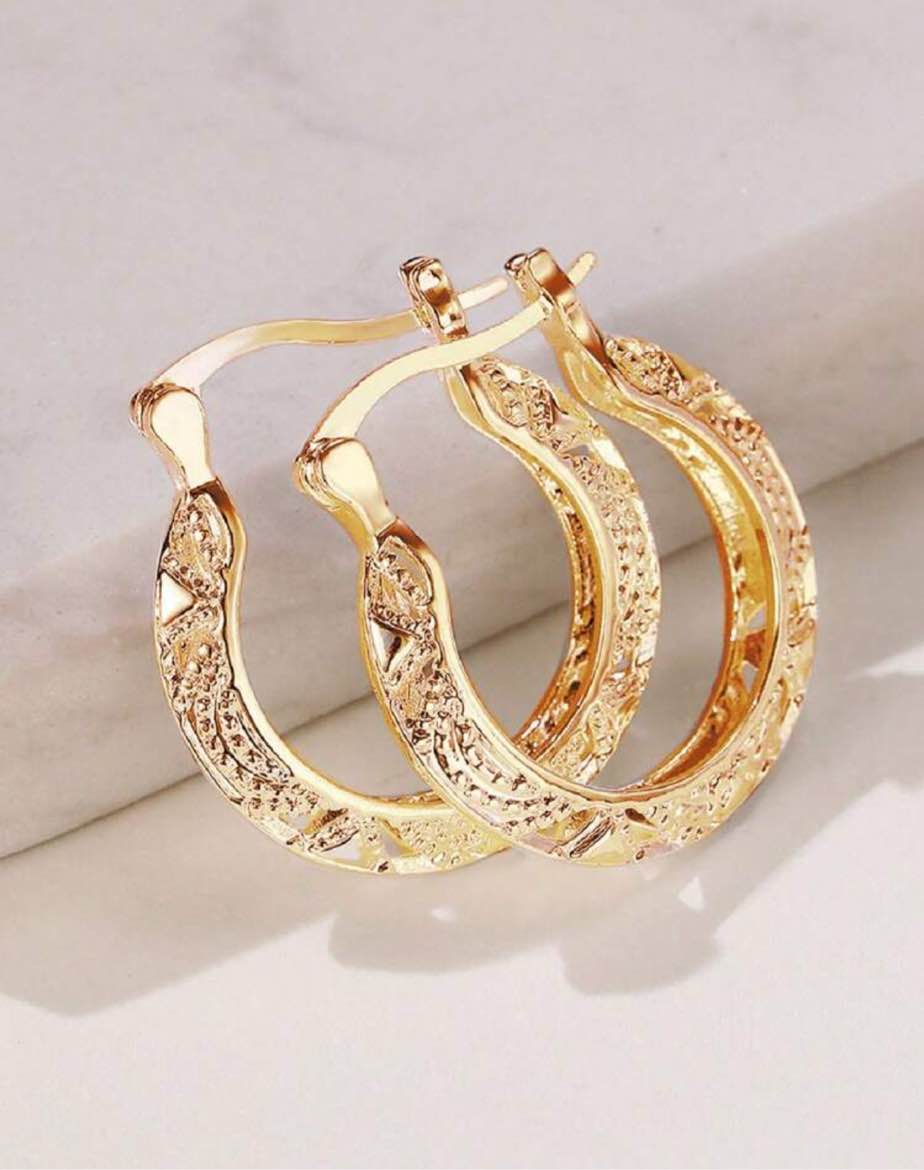 Gold filigree hoop earrings