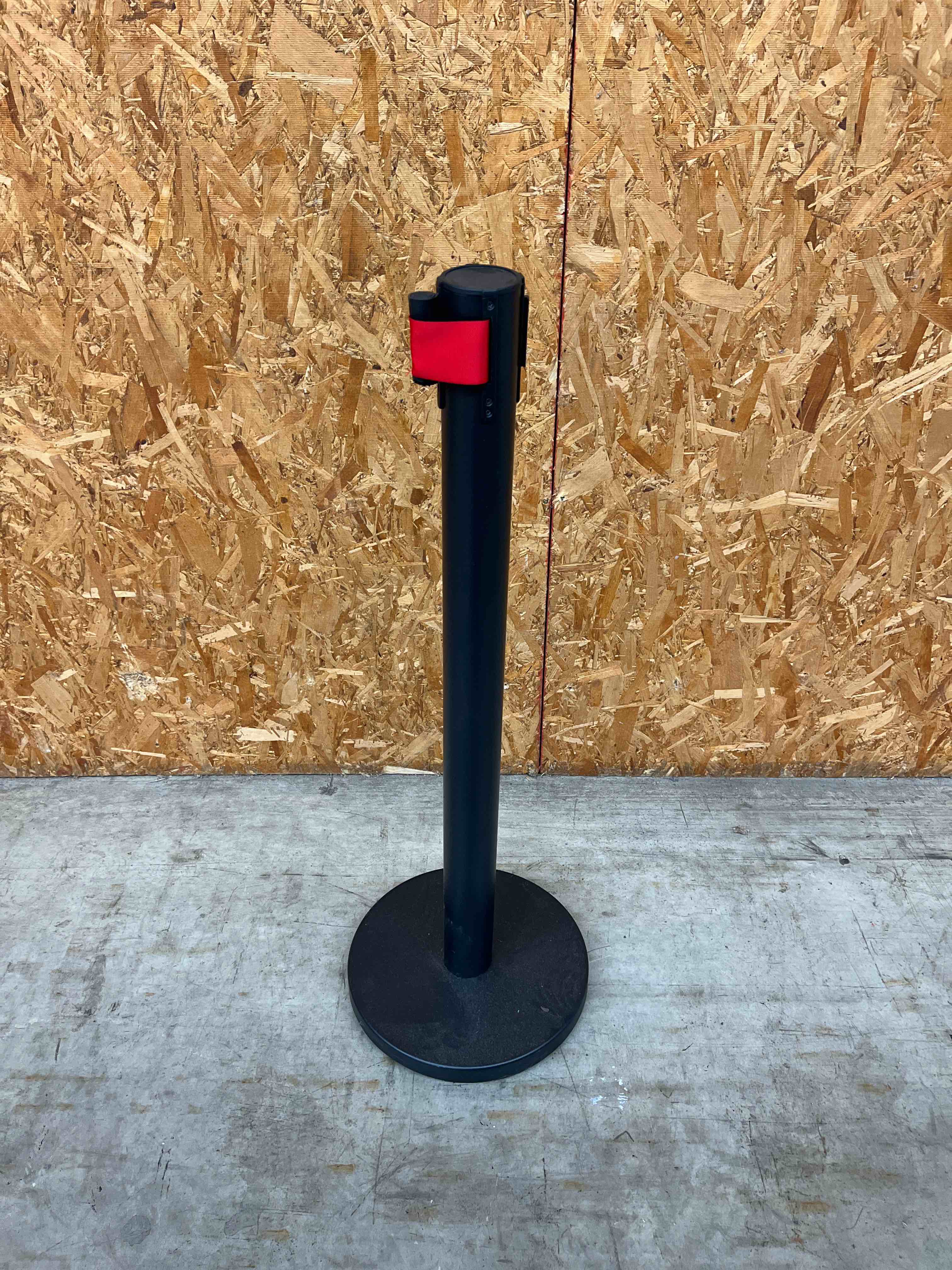 Crowd Control Stanchion