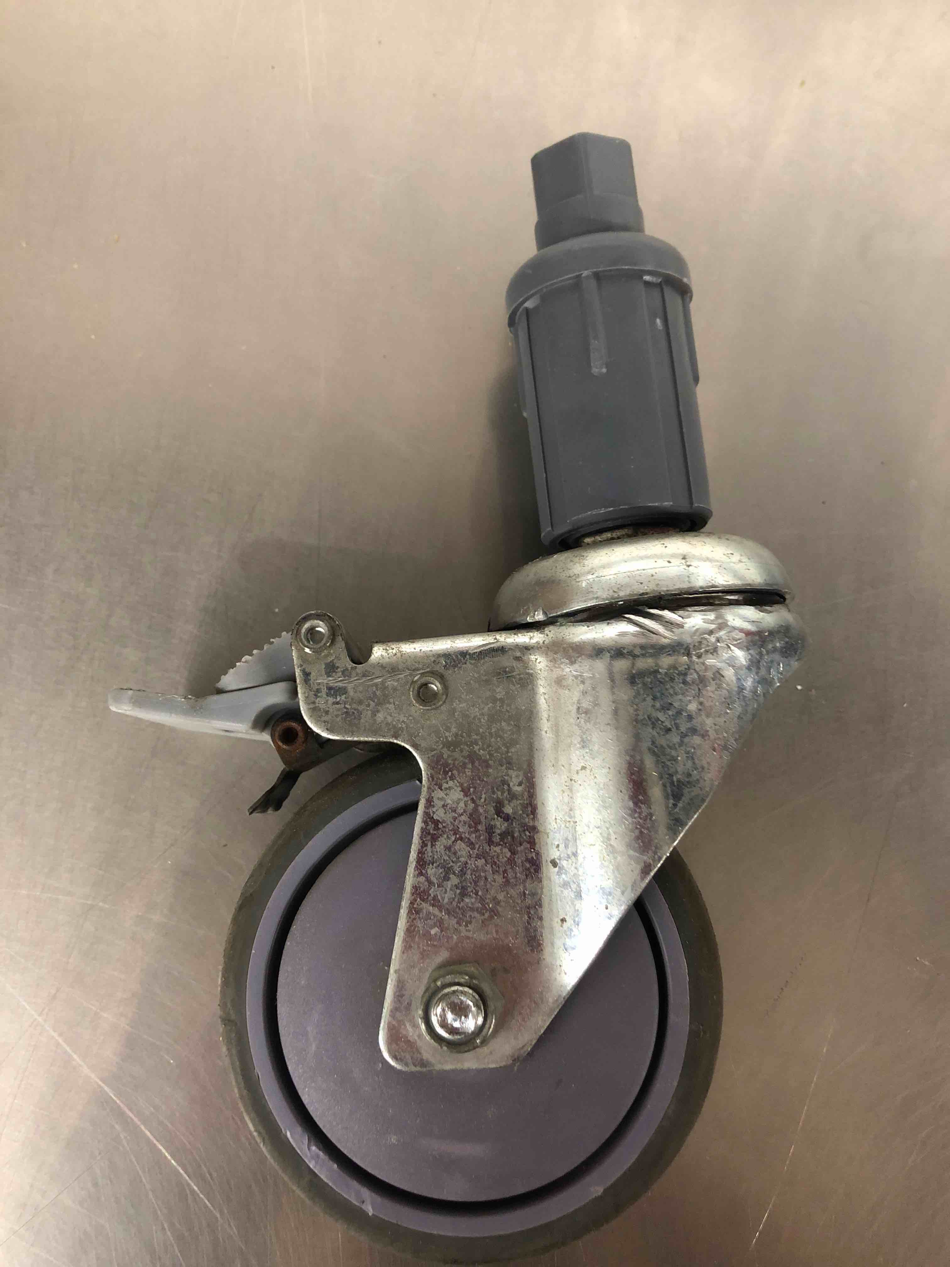 4 Diameter Swivel Wheel (With Lock)