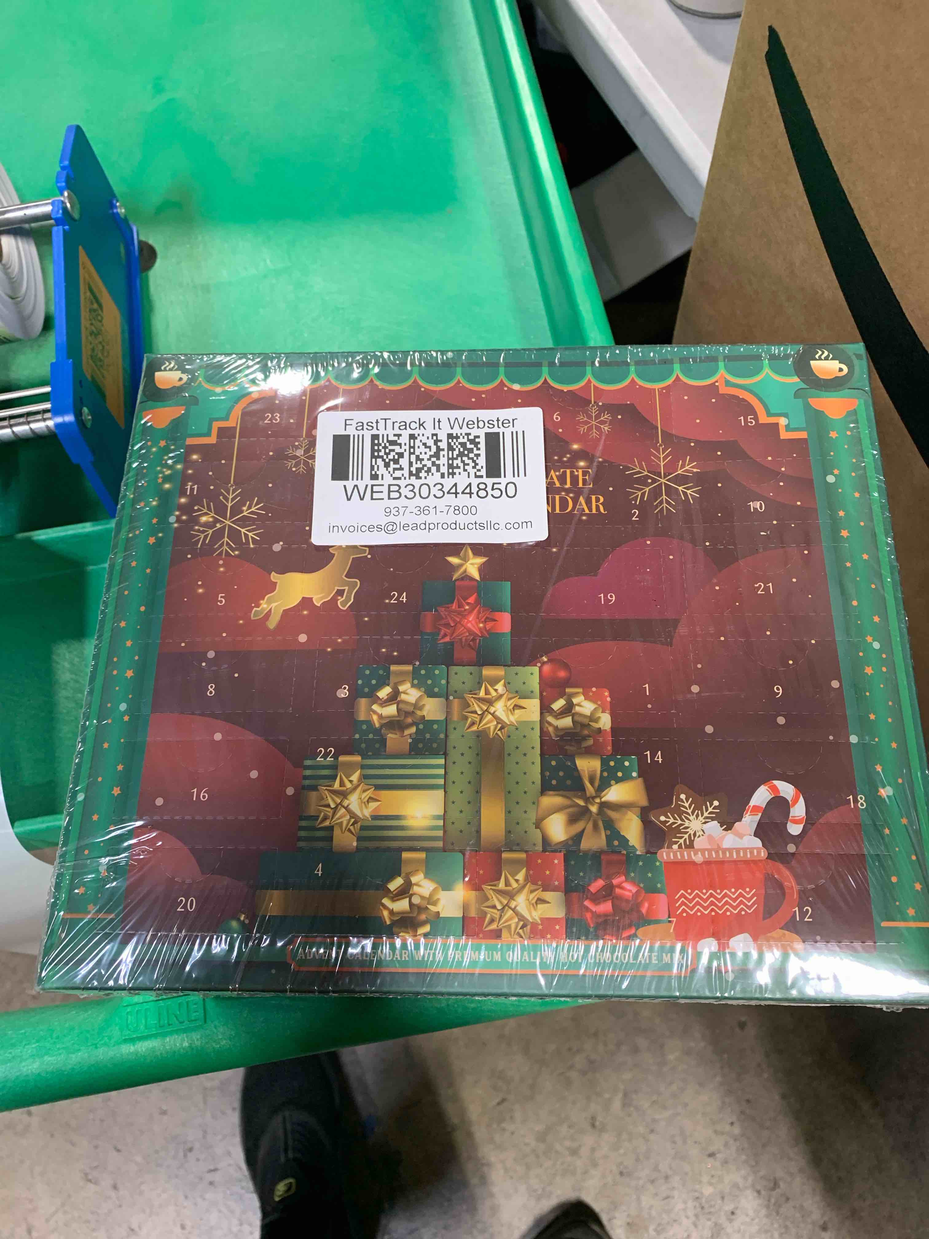 Hot Chocolate Advent Calendar 2023-24 Days Hot Chocolate Flavour Selection of Toasted Marshmallow, Hazelnut, Gingerbread, Salted Caramel, and More - Hot Chocolate Gift Set | Christmas Set