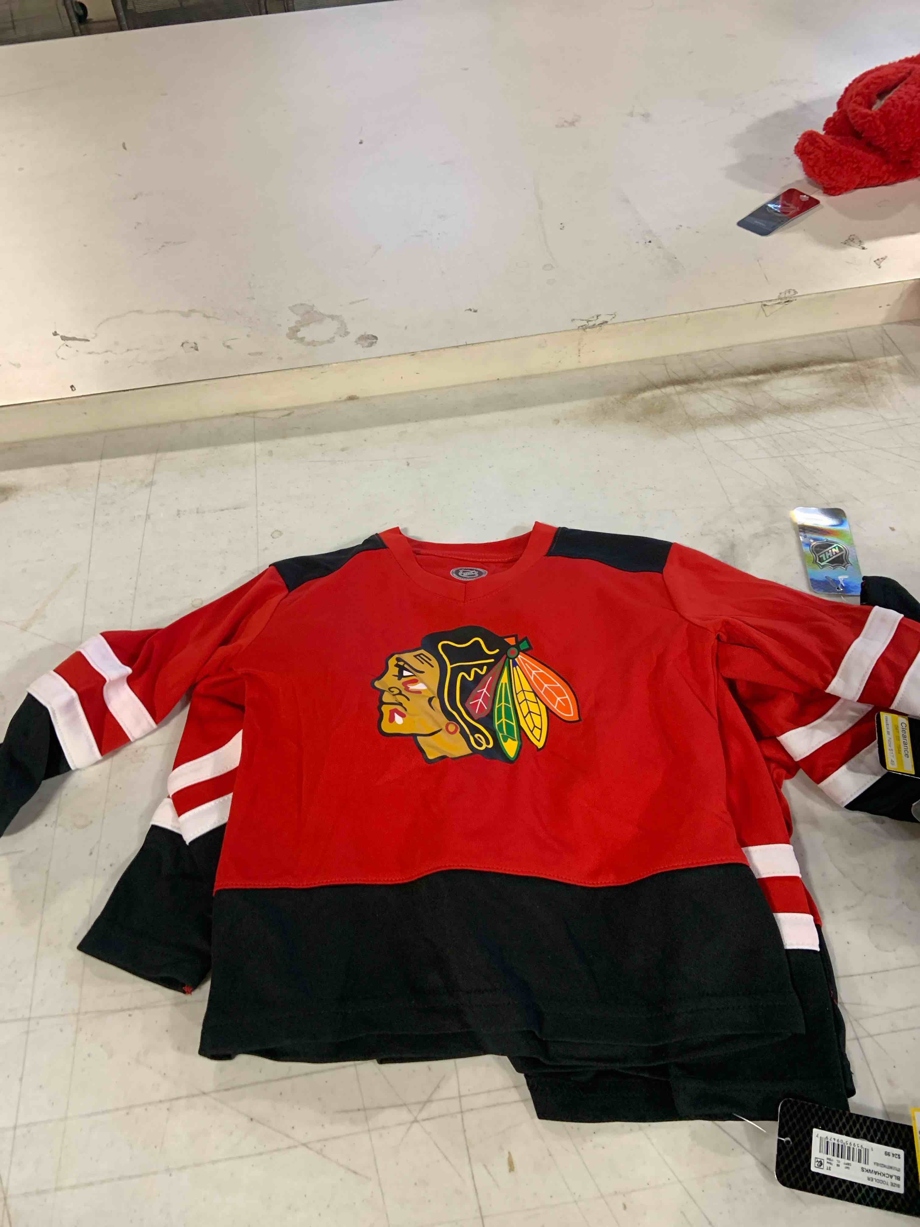 Size 3T Chicago Blackhawks jersey shirt 